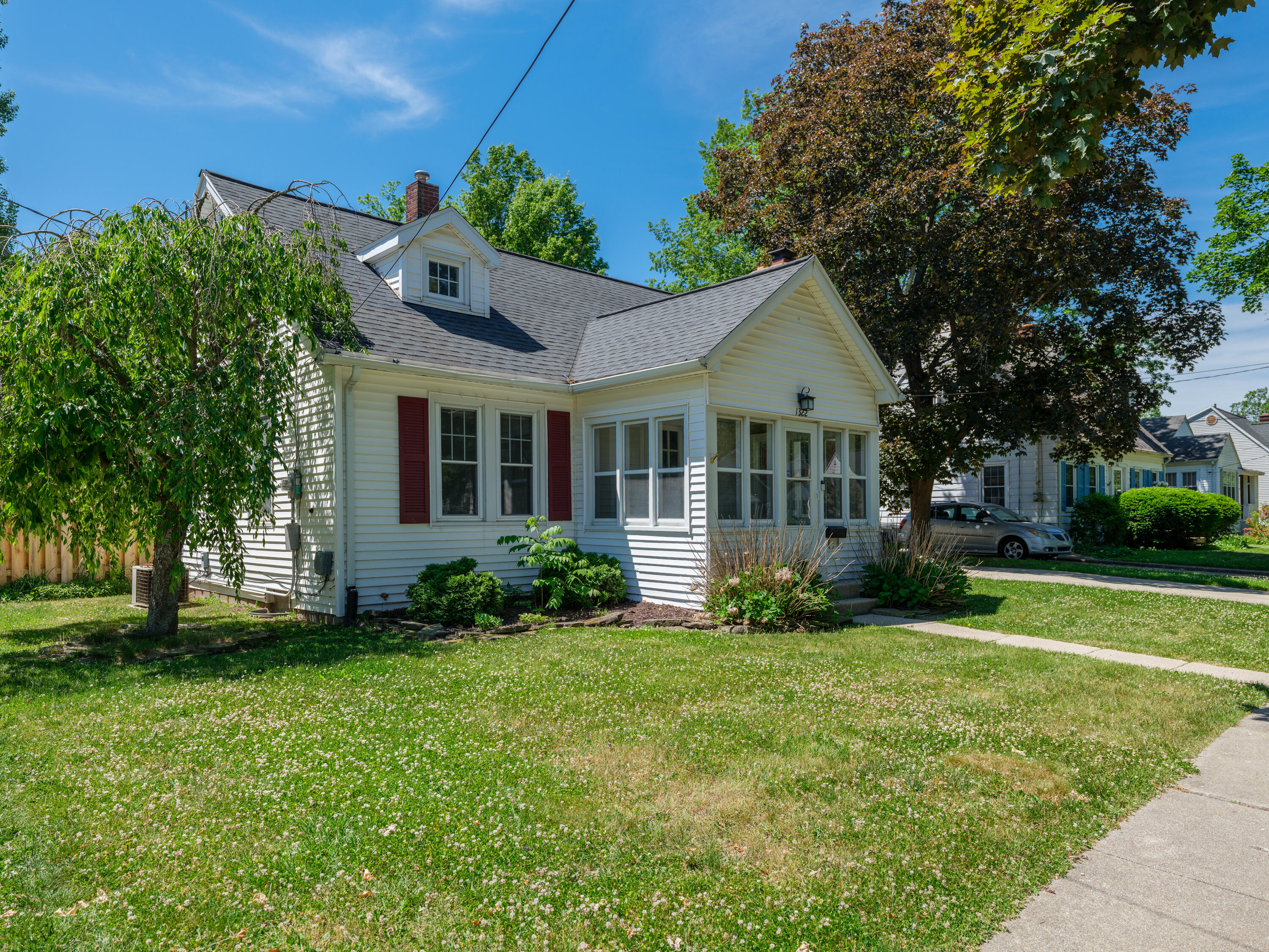 1322 Homecrest Avenue Kalamazoo MI 49001