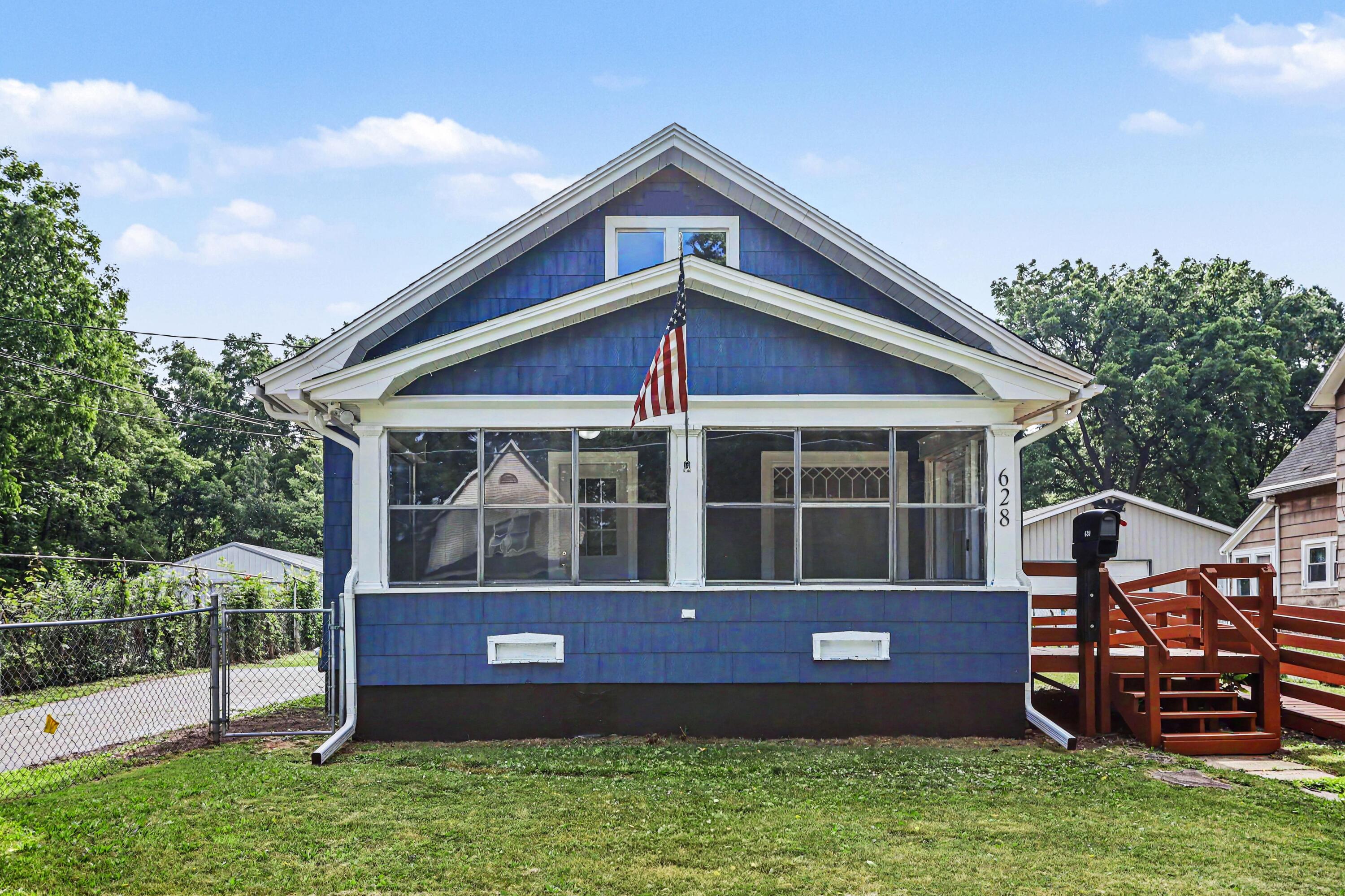 628 Trimble Avenue Kalamazoo MI 49048