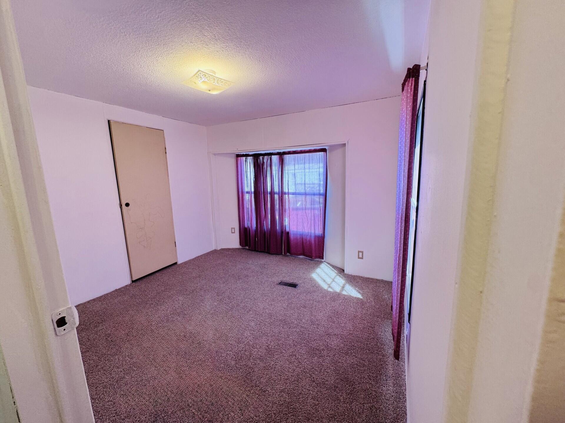 58 S Green Meadows Street SE Grand Rapids MI 49548