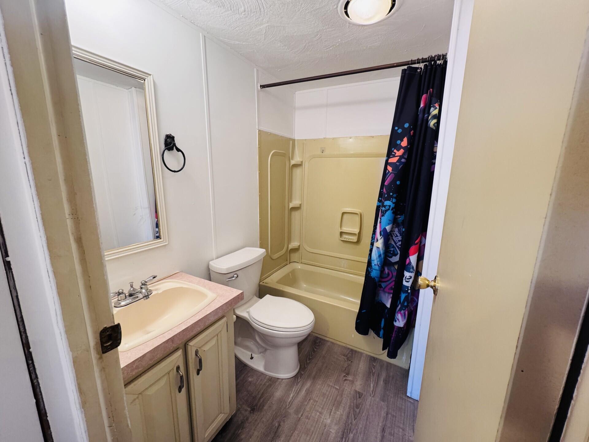 58 S Green Meadows Street SE Grand Rapids MI 49548