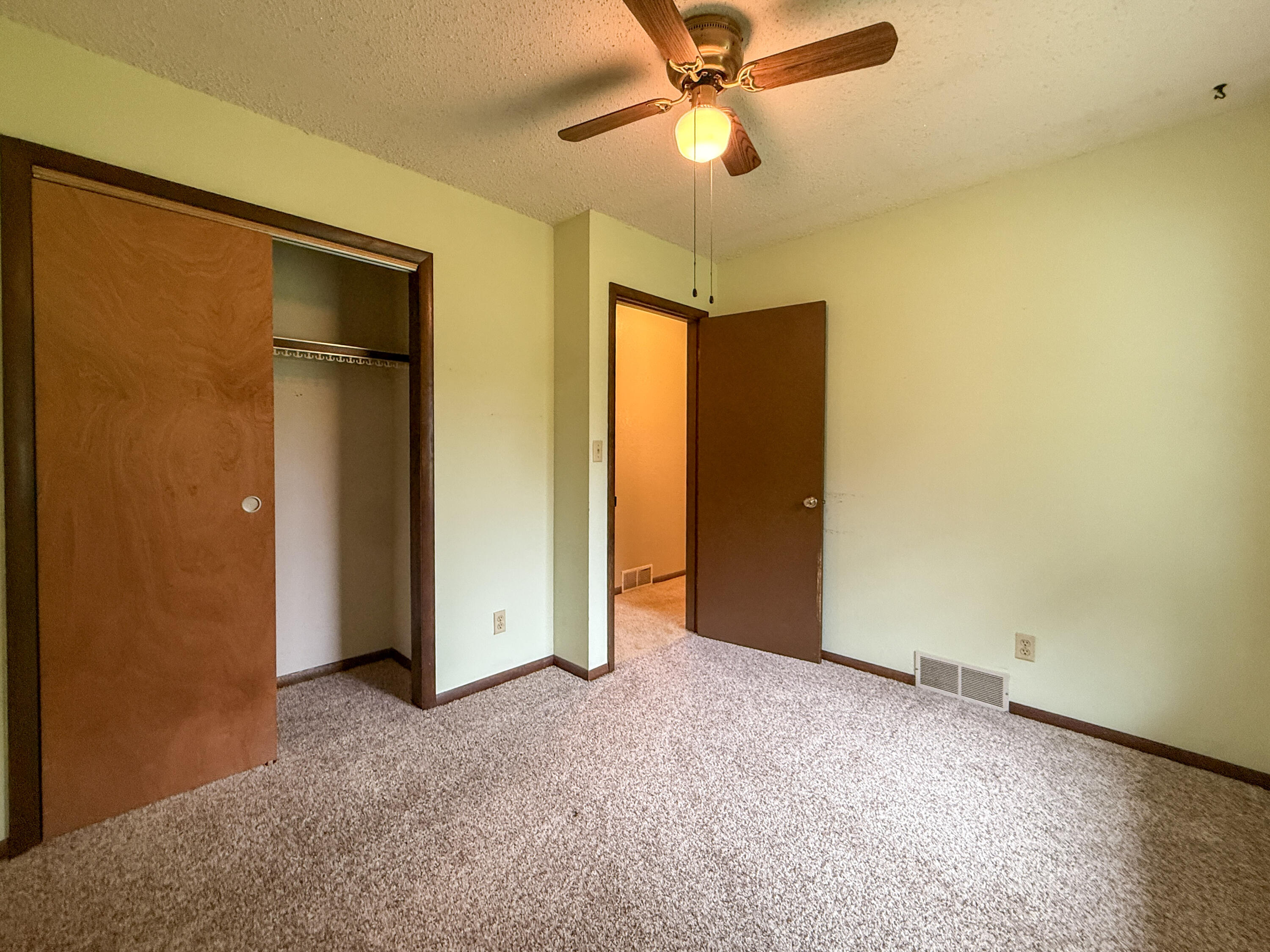 384 Maple Street Coloma MI 49038