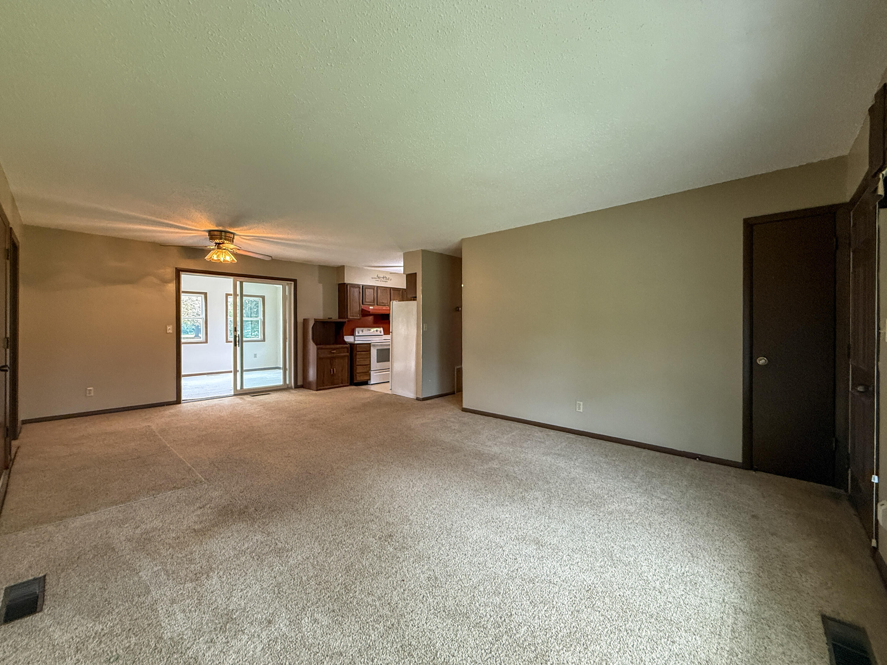 384 Maple Street Coloma MI 49038