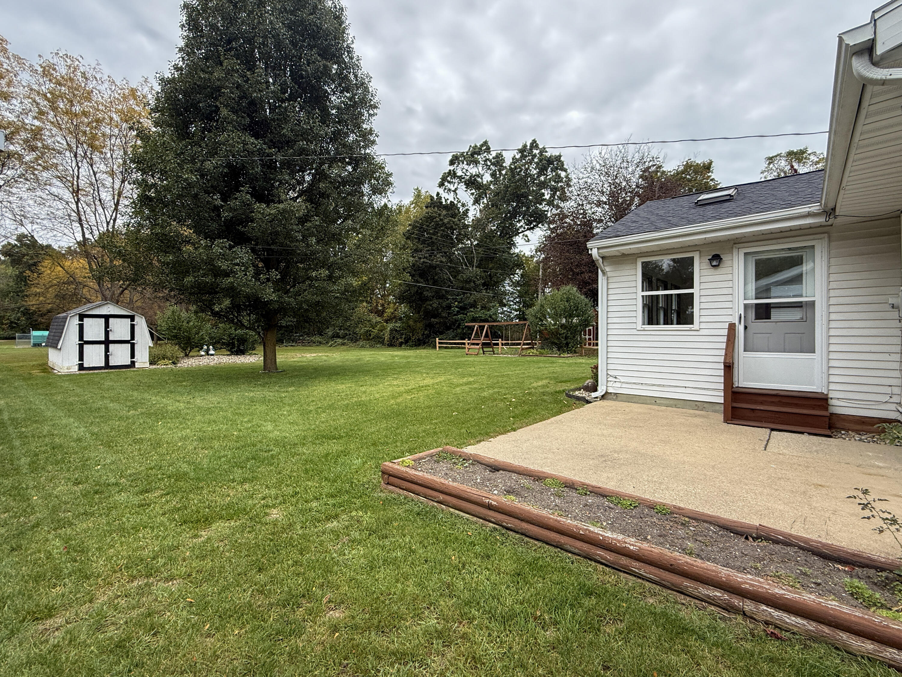 384 Maple Street Coloma MI 49038