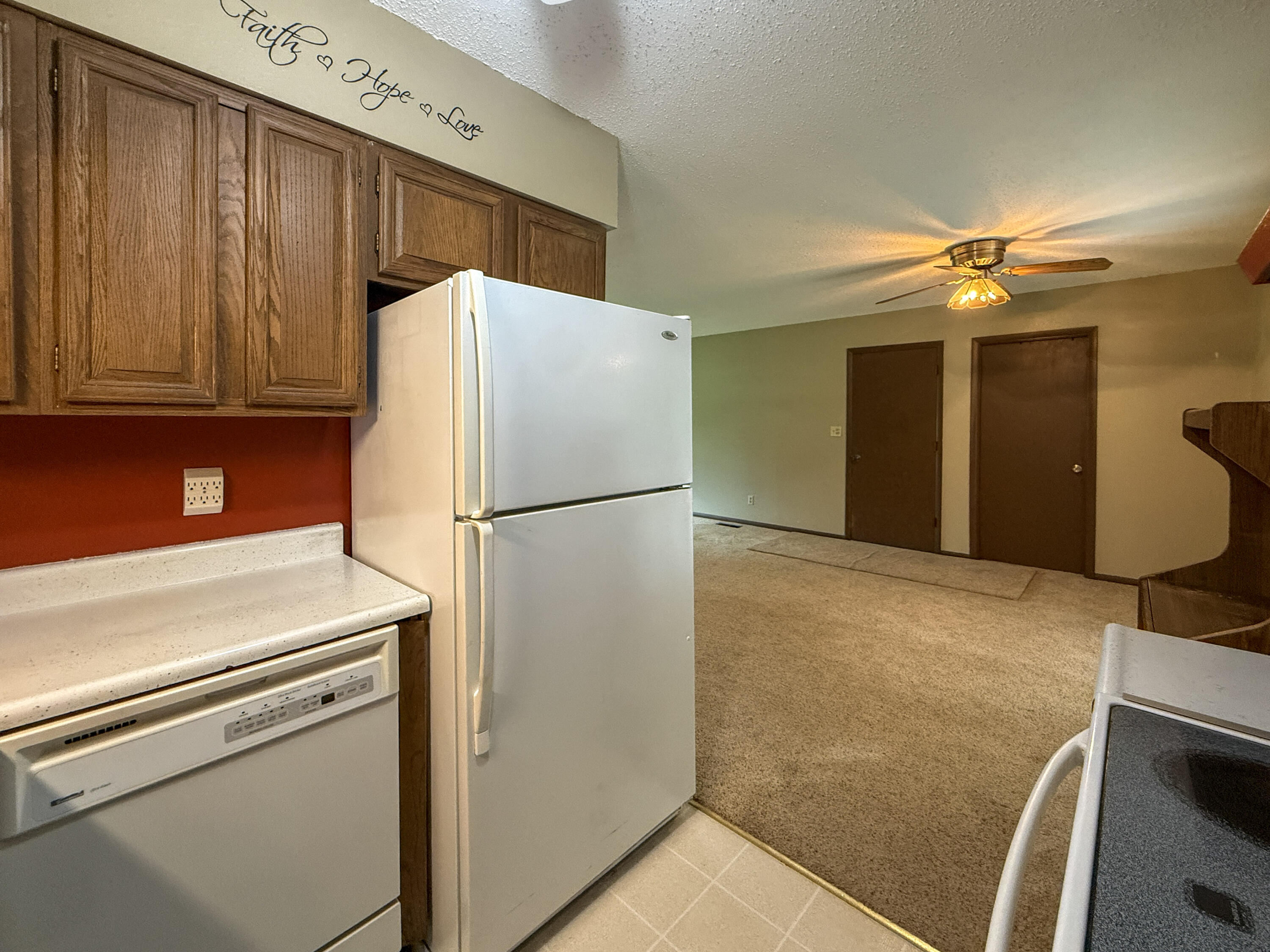 384 Maple Street Coloma MI 49038