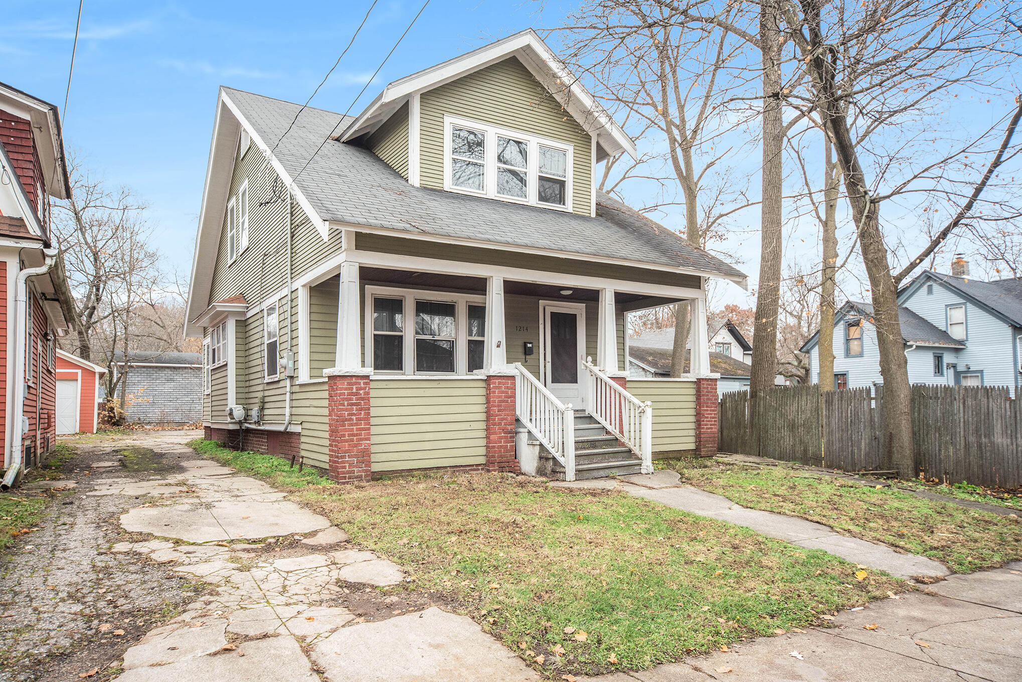 1214 Oak Street Kalamazoo MI 49008