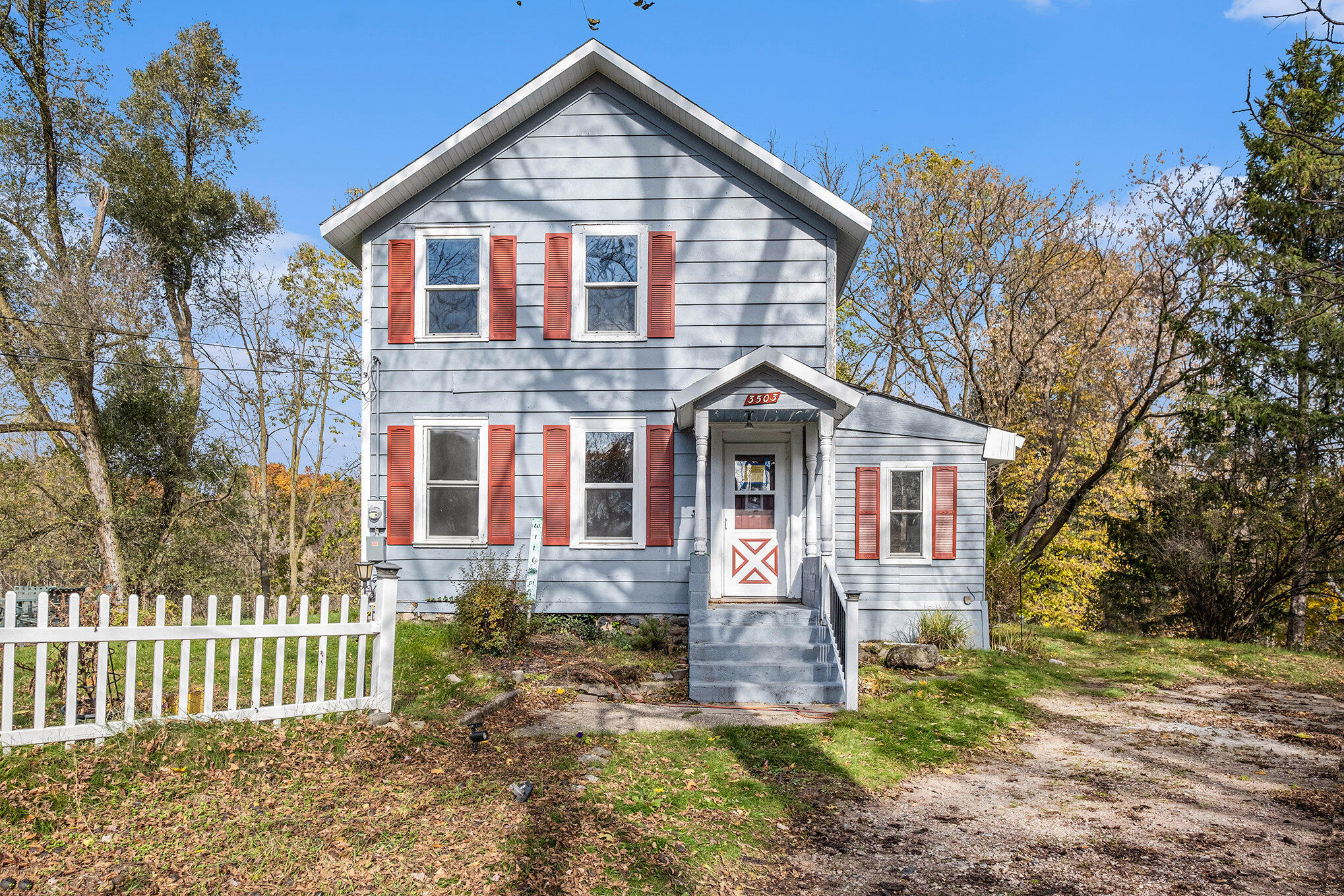 3503 3 Mile Road NE Grand Rapids MI 49525