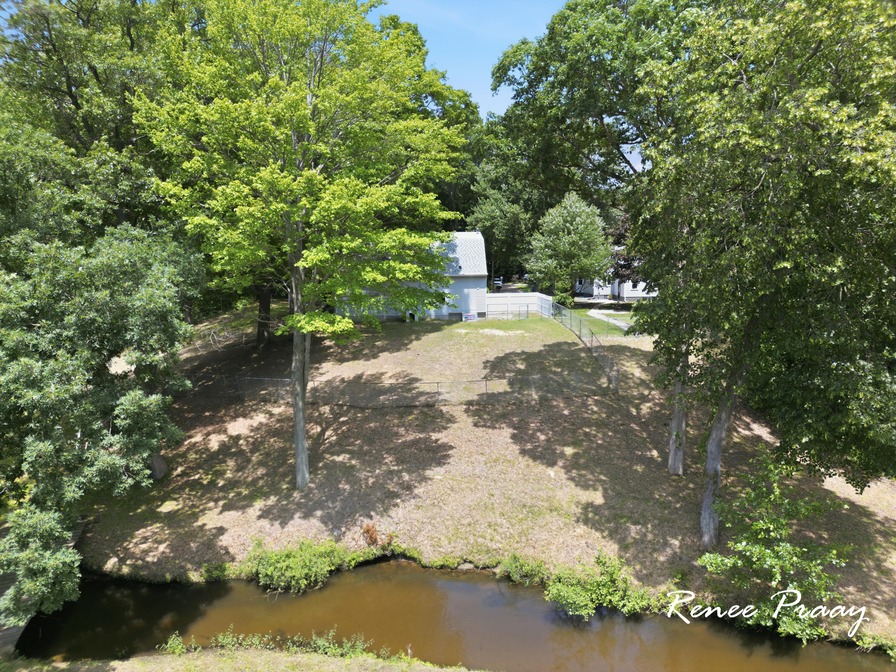 2956 Debaker Road Muskegon MI 49444