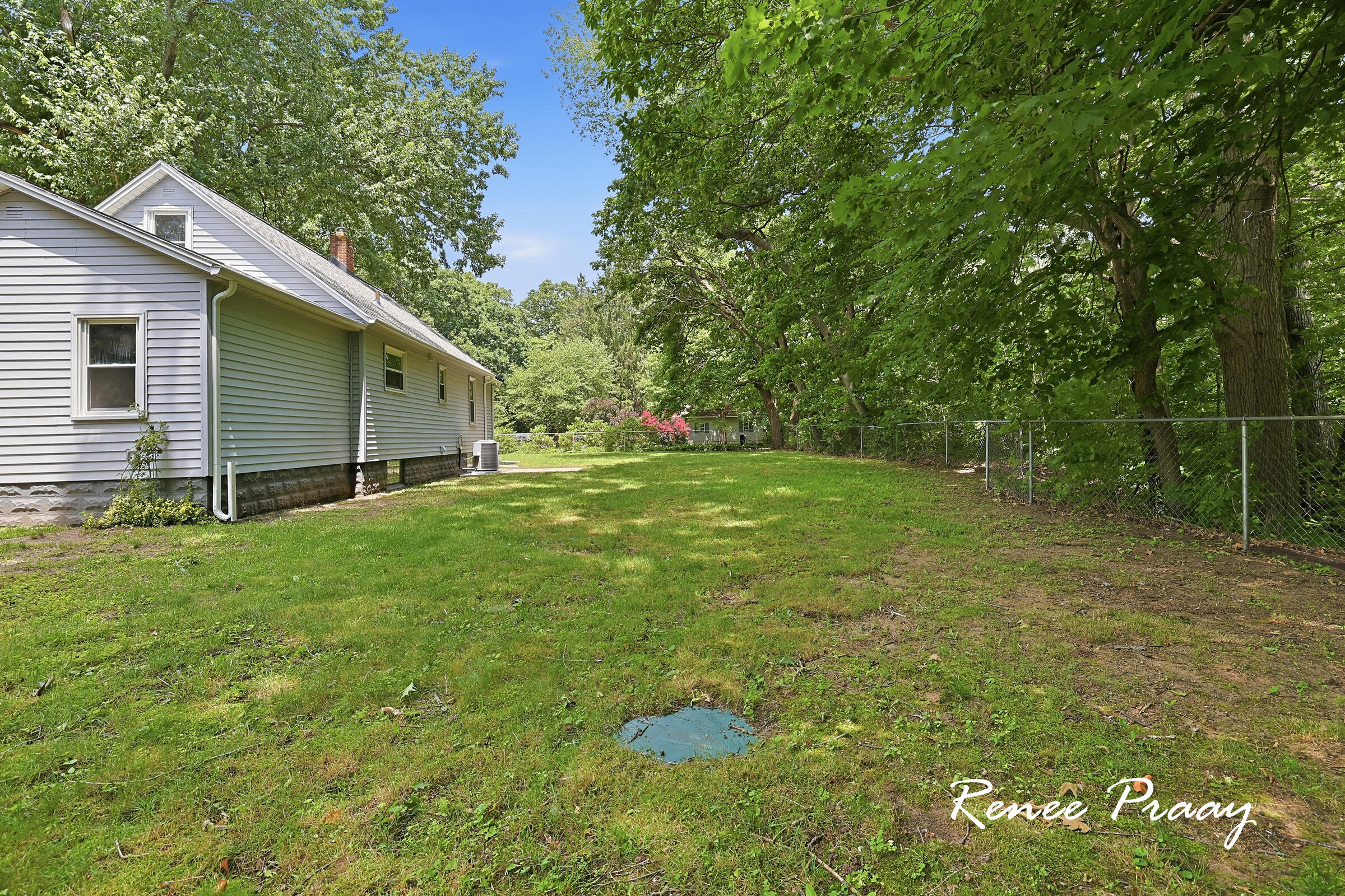 2956 Debaker Road Muskegon MI 49444