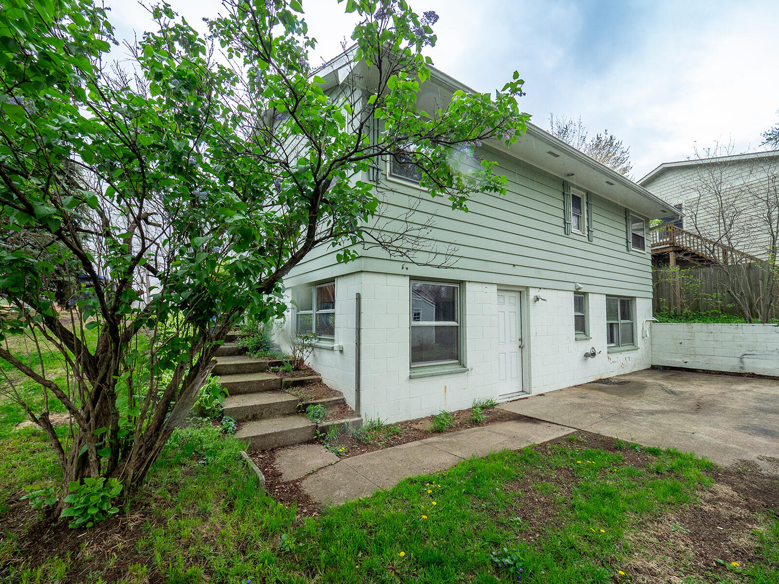 923 Bell Avenue New Buffalo MI 49117