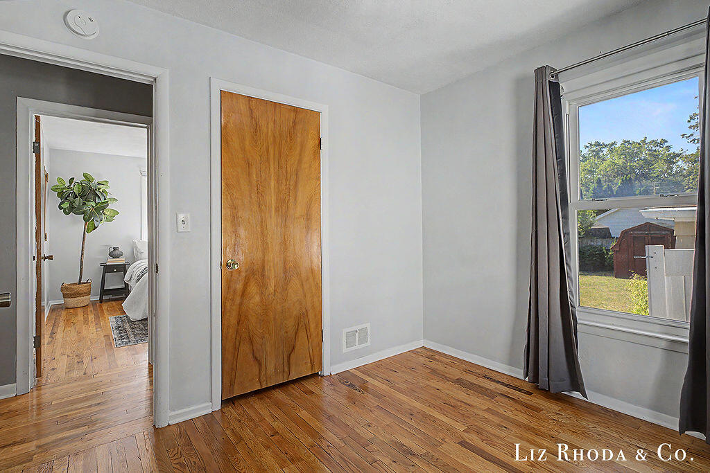 138 Bowne Street NE Grand Rapids MI 49505