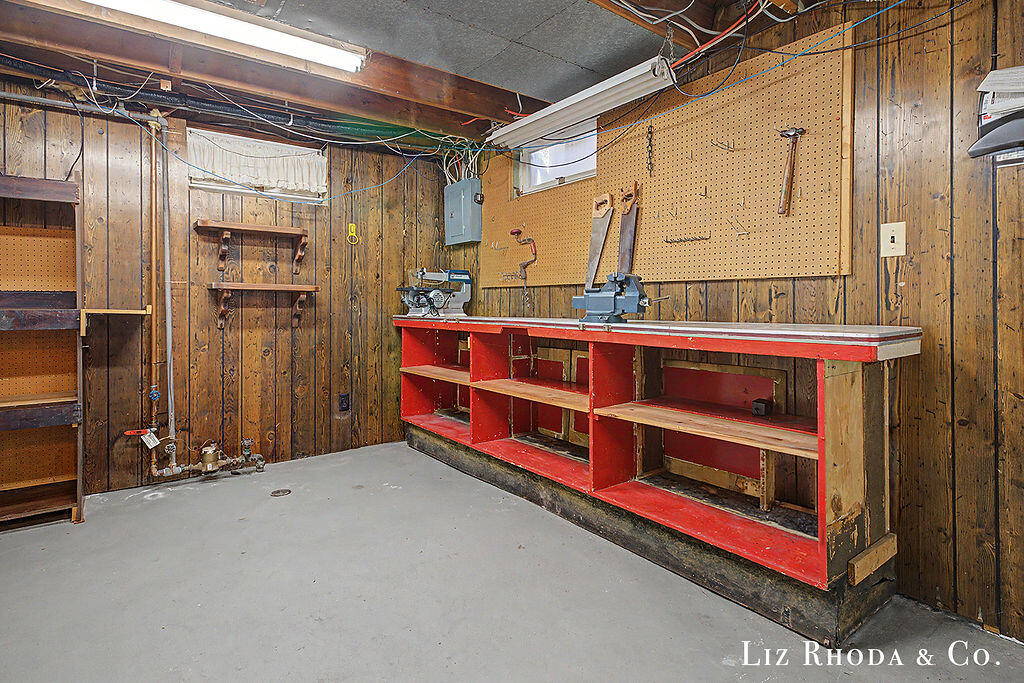 138 Bowne Street NE Grand Rapids MI 49505