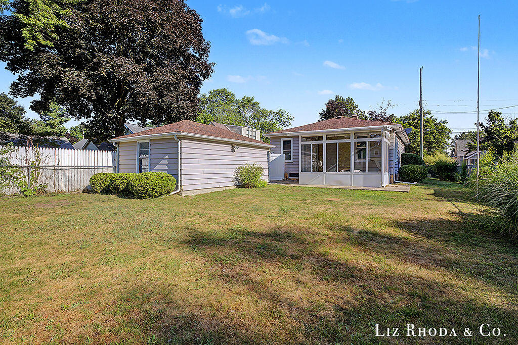 138 Bowne Street NE Grand Rapids MI 49505