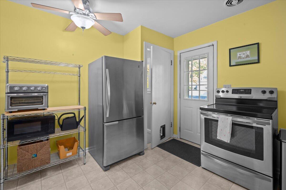 2926 Cheney Avenue NE Grand Rapids MI 49505