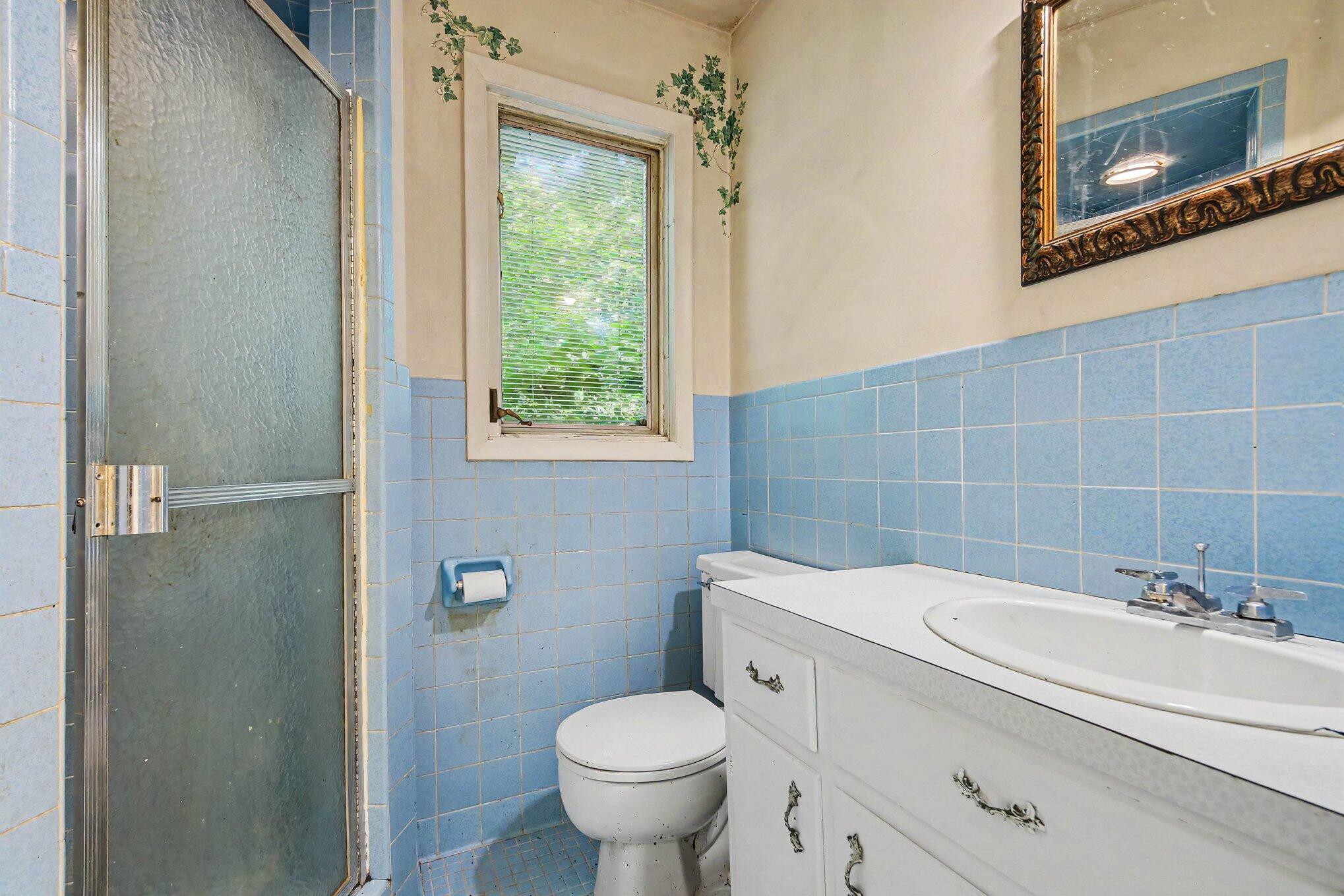 3632 Chamberlain Avenue SE Grand Rapids MI 49508