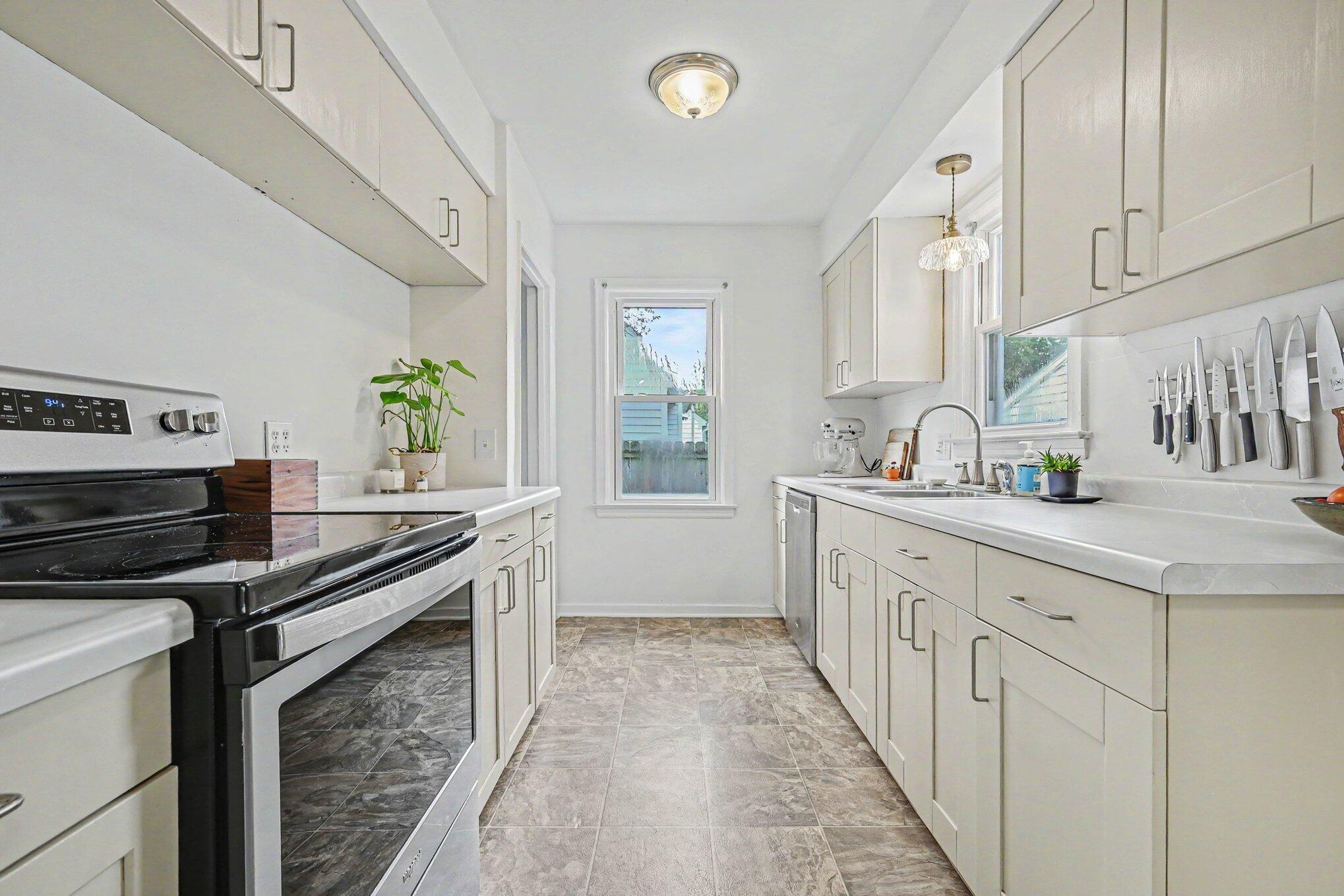 2243 Nelson Avenue SE Grand Rapids MI 49507