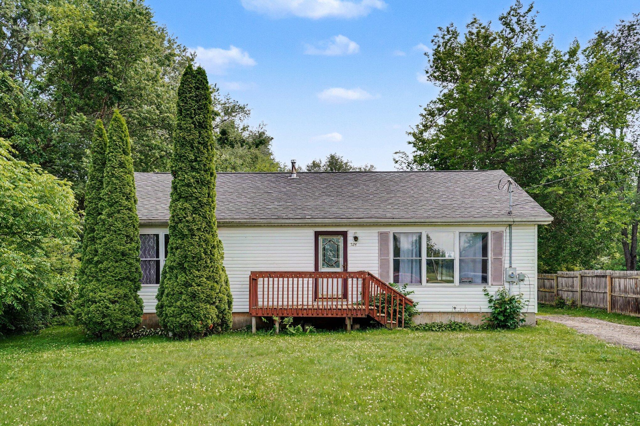 524 Graham Street Cassopolis MI 49031