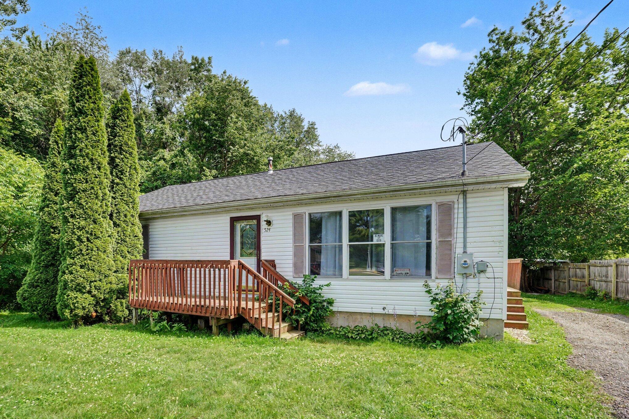 524 Graham Street Cassopolis MI 49031