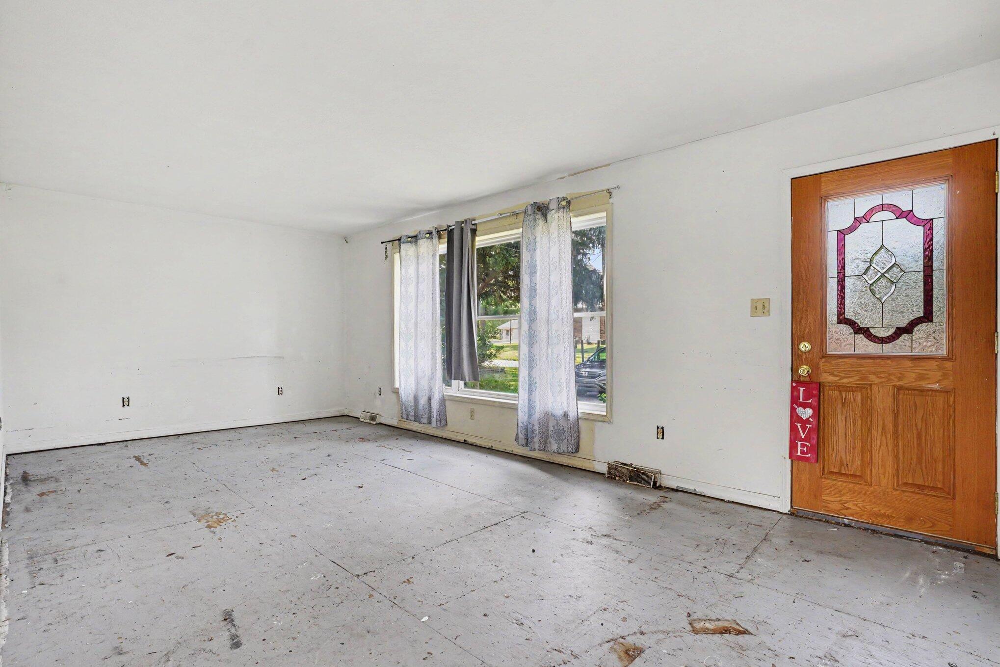 524 Graham Street Cassopolis MI 49031