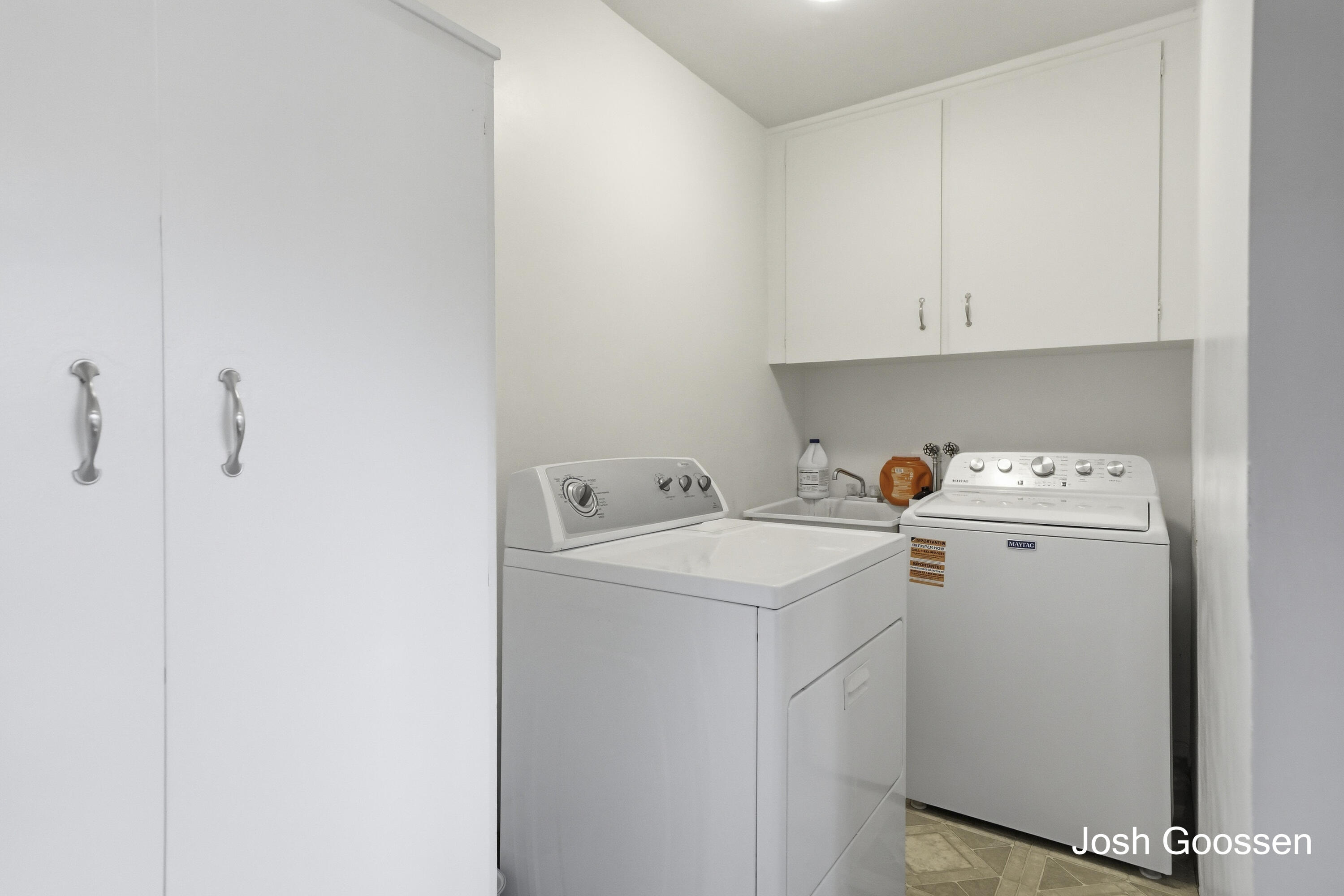 2335 Sinclair Avenue NE Grand Rapids MI 49505