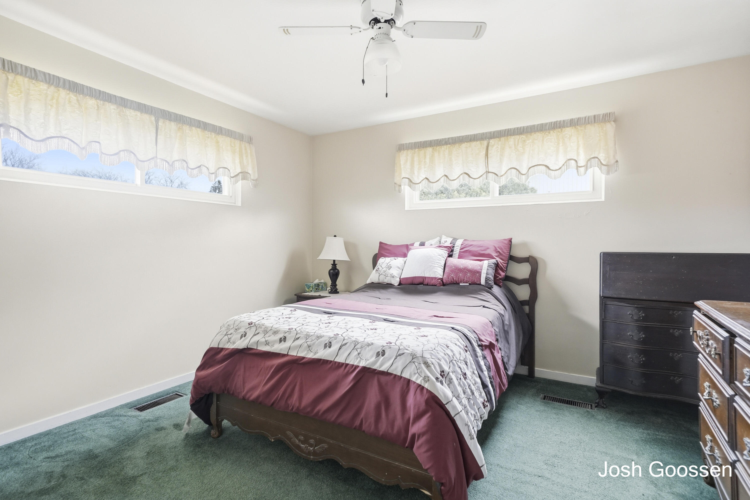 2335 Sinclair Avenue NE Grand Rapids MI 49505