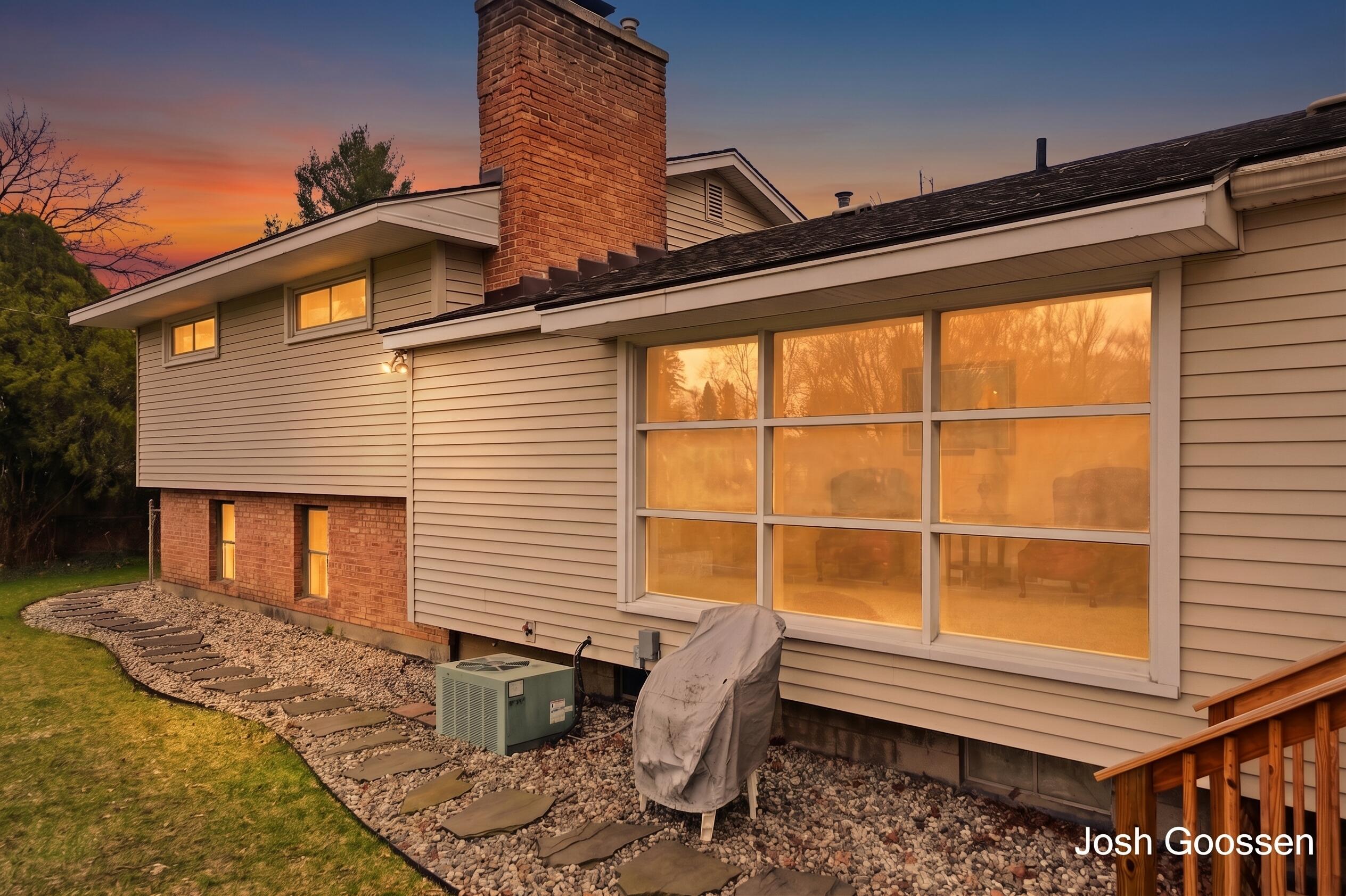 2335 Sinclair Avenue NE Grand Rapids MI 49505