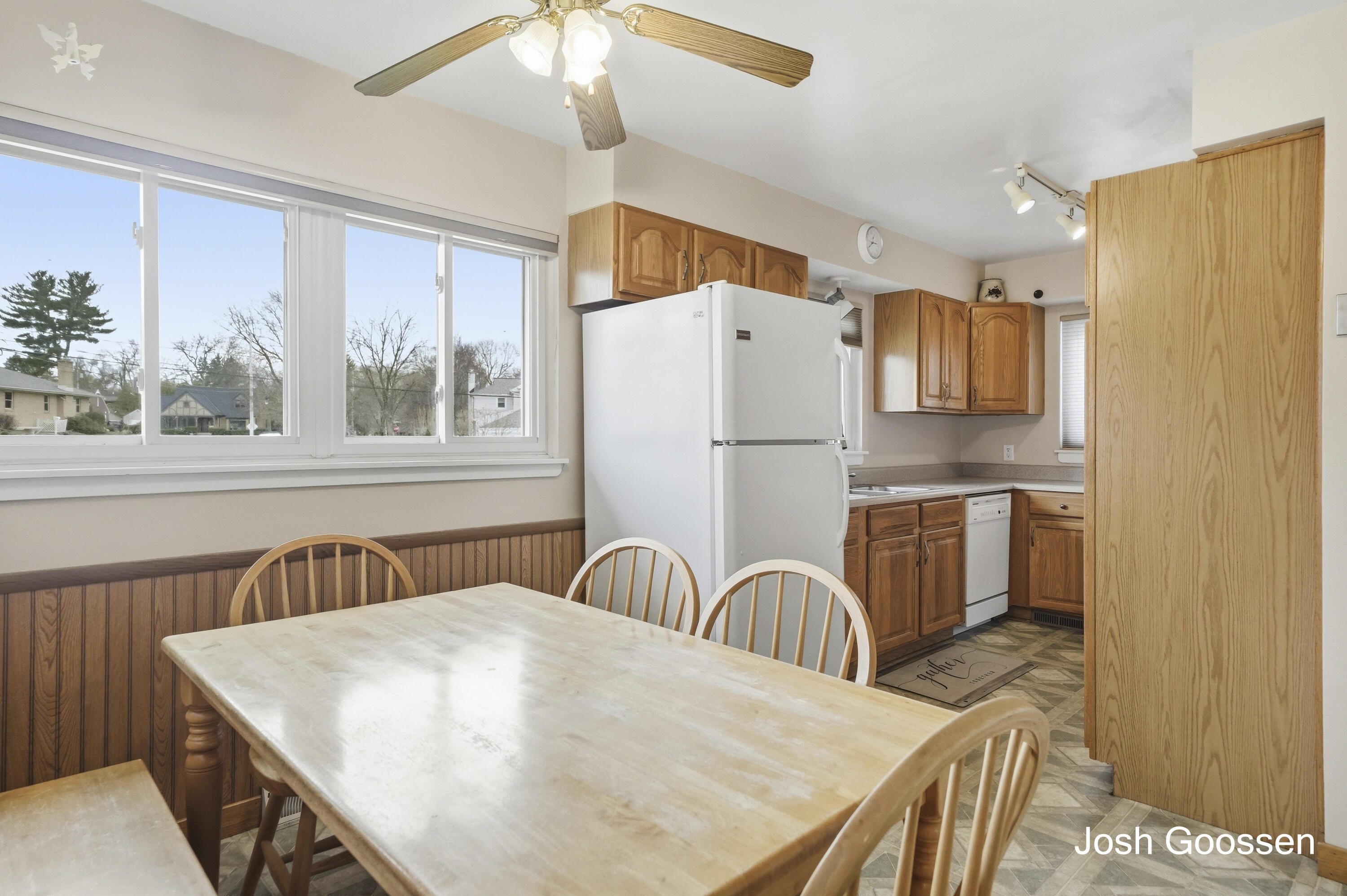 2335 Sinclair Avenue NE Grand Rapids MI 49505