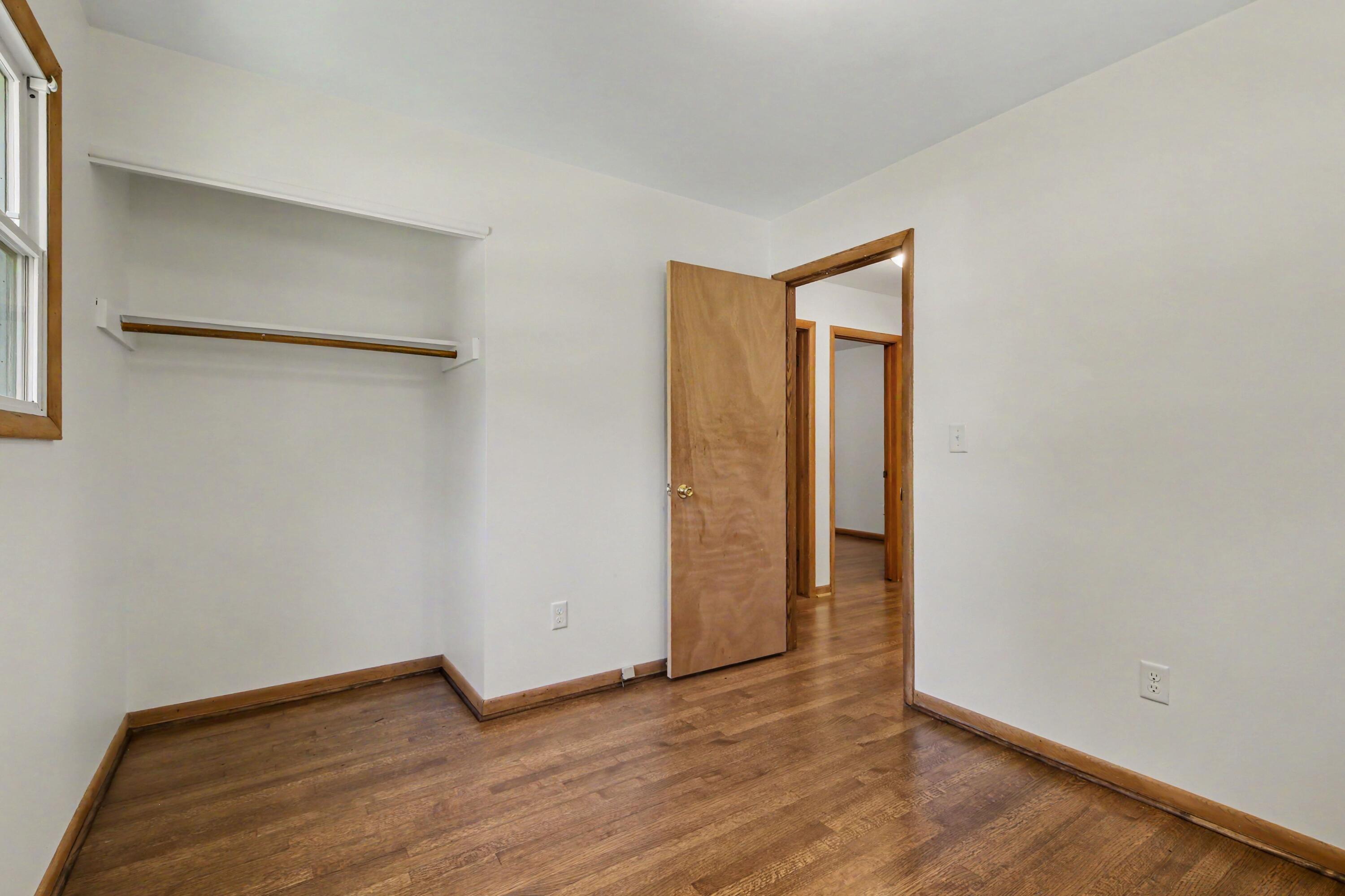 1932 Ridgemoor Drive SE Grand Rapids MI 49506