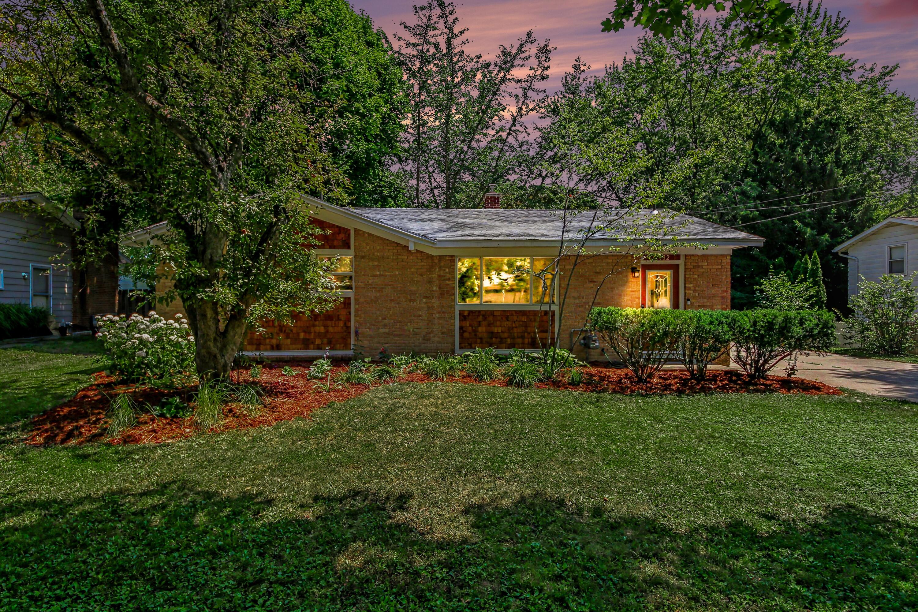 1932 Ridgemoor Drive SE Grand Rapids MI 49506