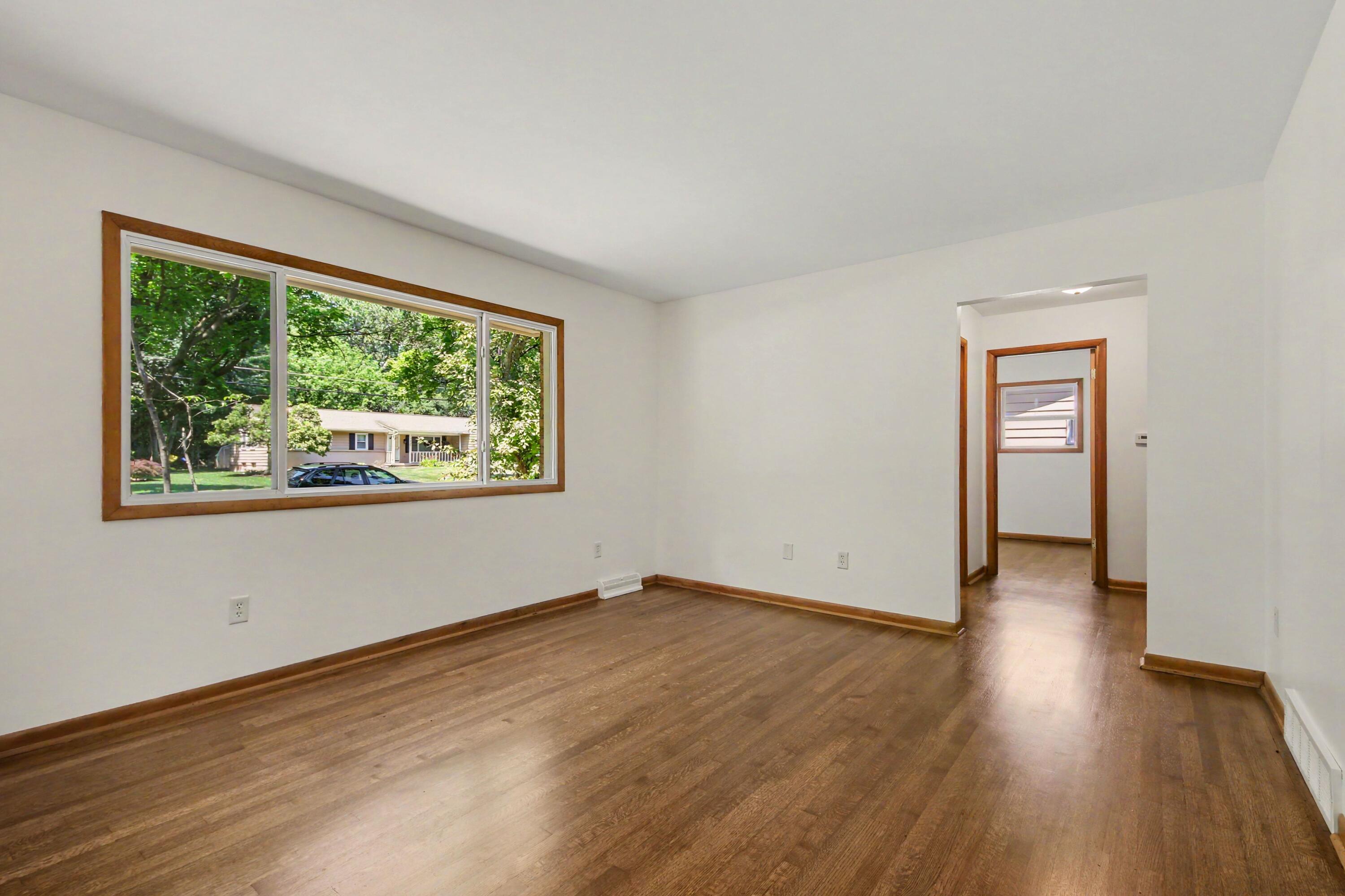 1932 Ridgemoor Drive SE Grand Rapids MI 49506