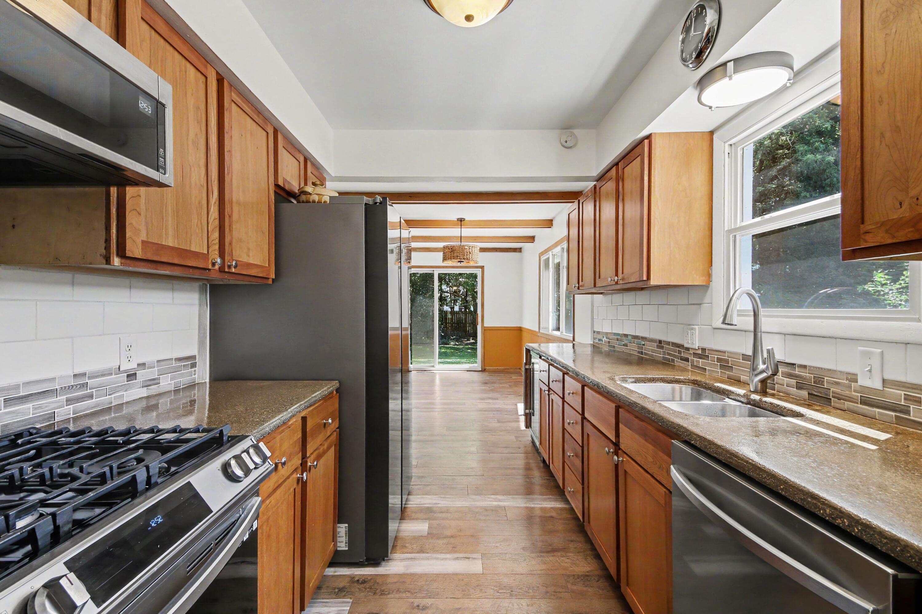 1932 Ridgemoor Drive SE Grand Rapids MI 49506