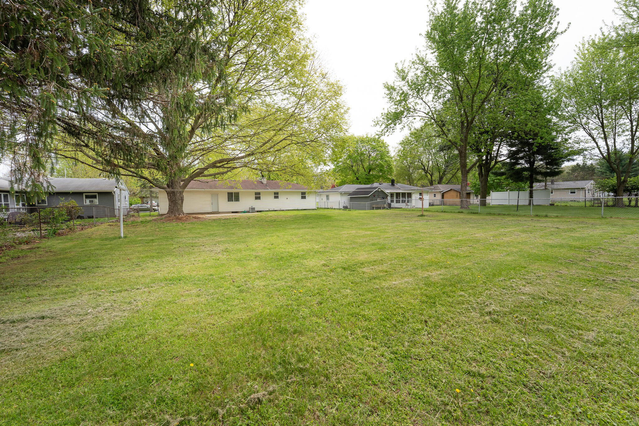 2947 Clarice Street Kalamazoo MI 49048