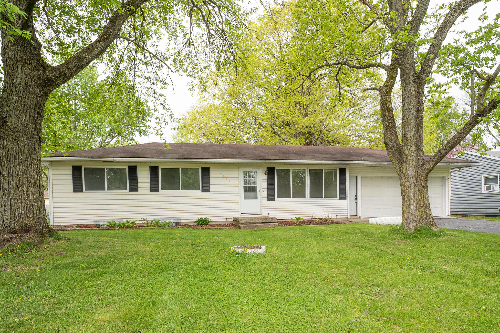 2947 Clarice Street Kalamazoo MI 49048