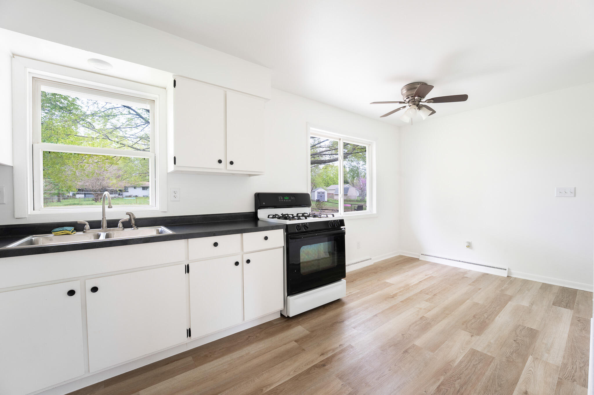2947 Clarice Street Kalamazoo MI 49048