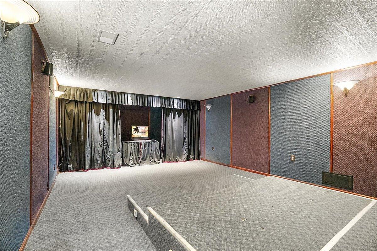 5866 Ponderosa Drive Stevensville MI 49127