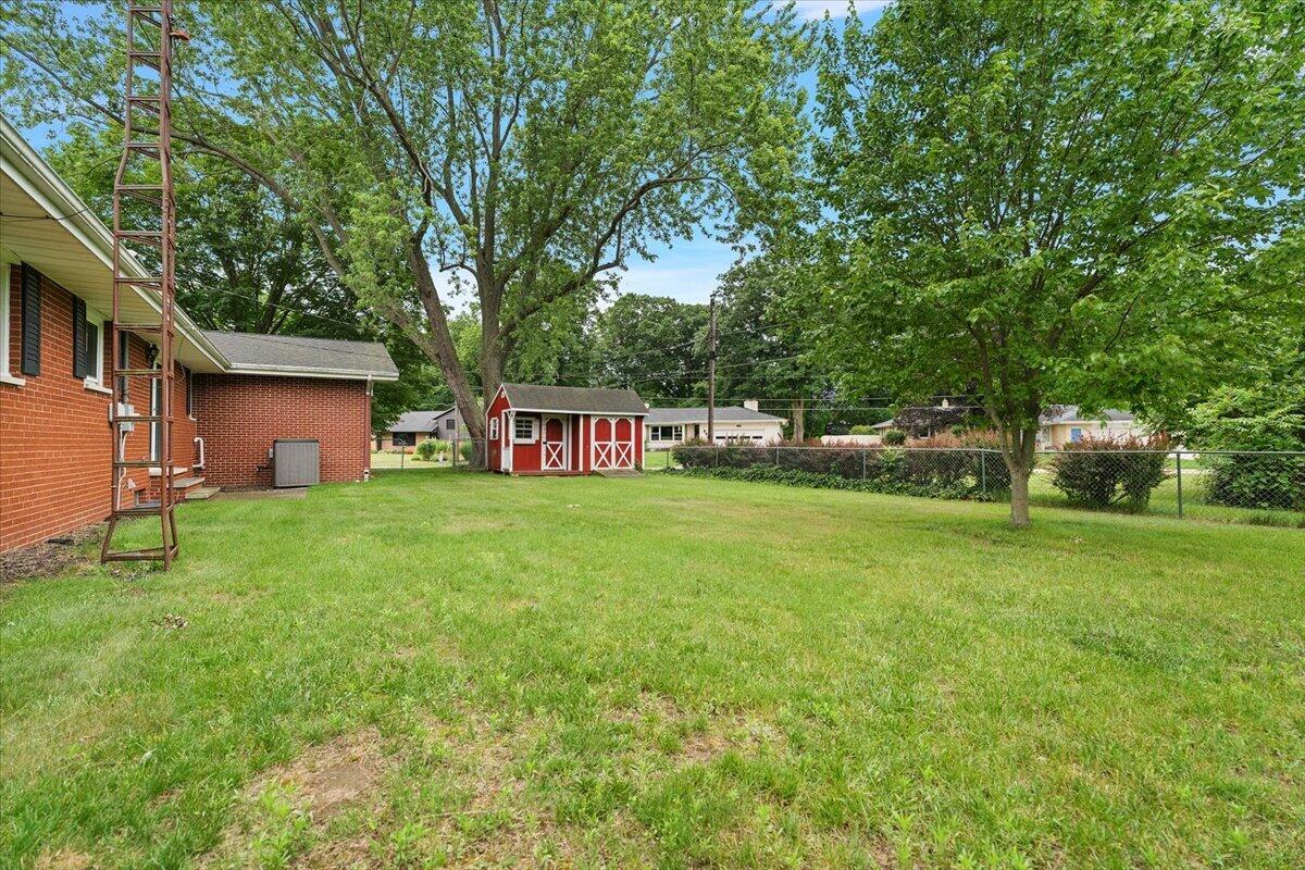 5866 Ponderosa Drive Stevensville MI 49127