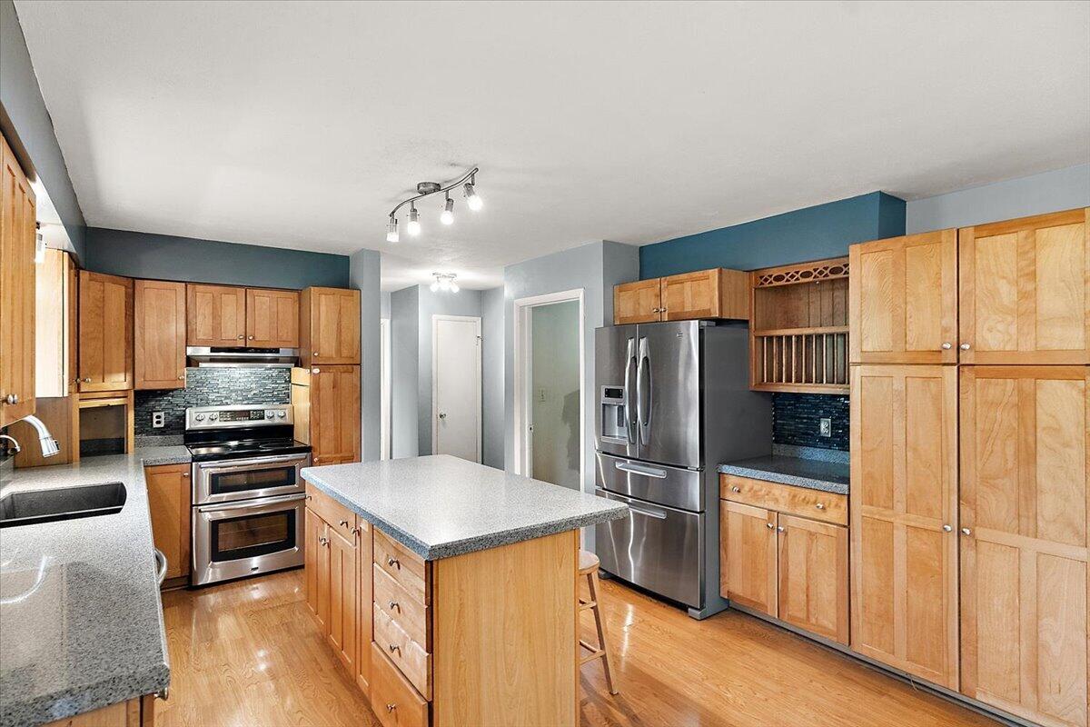 5866 Ponderosa Drive Stevensville MI 49127