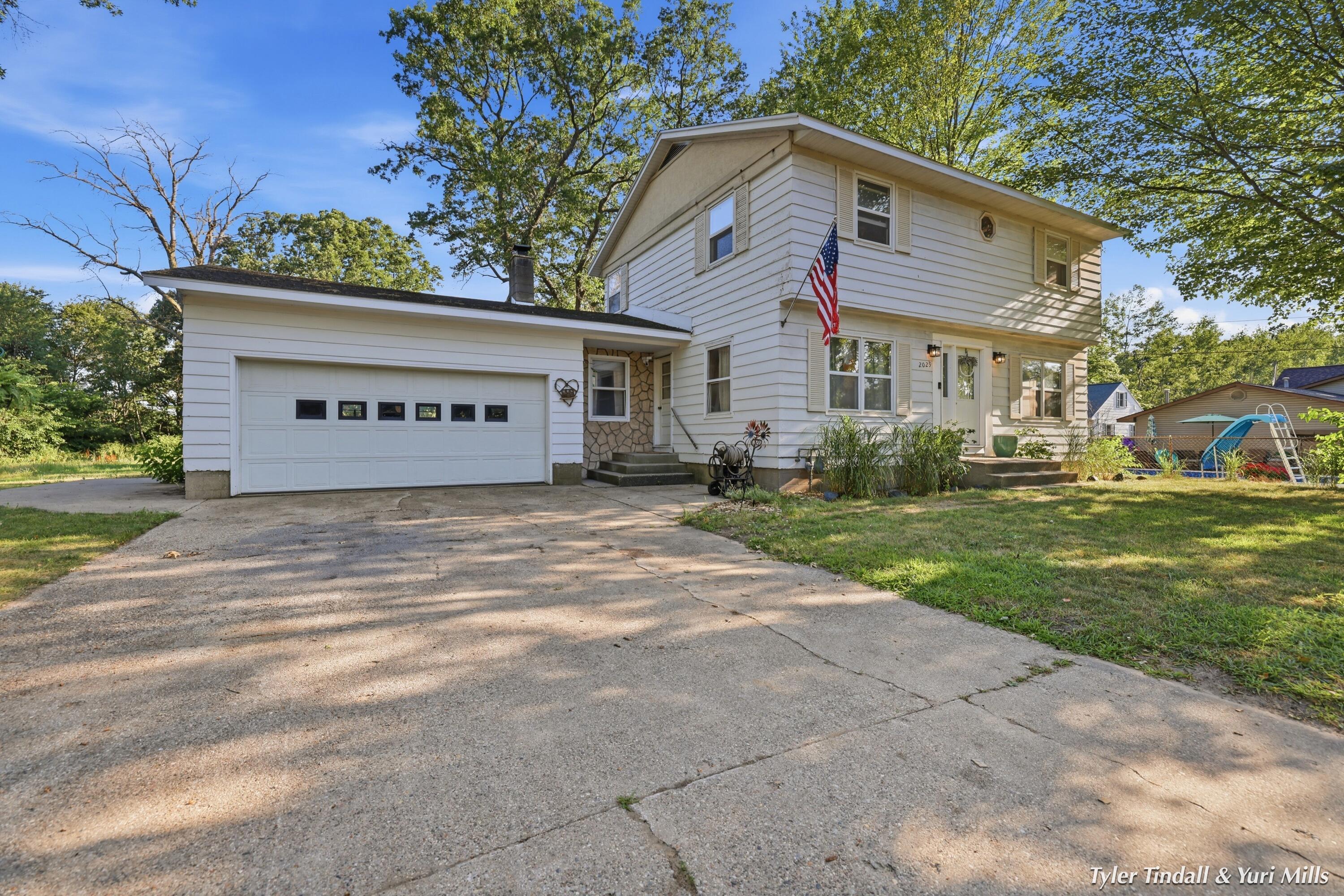 2029 Southland Drive Muskegon MI 49442