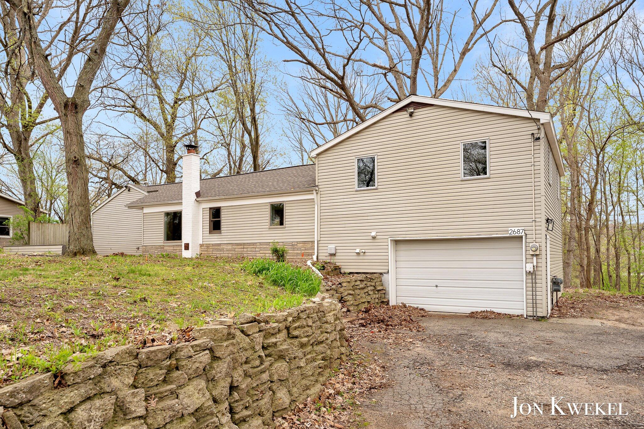 2687 Dunnigan Avenue NE Grand Rapids MI 49525