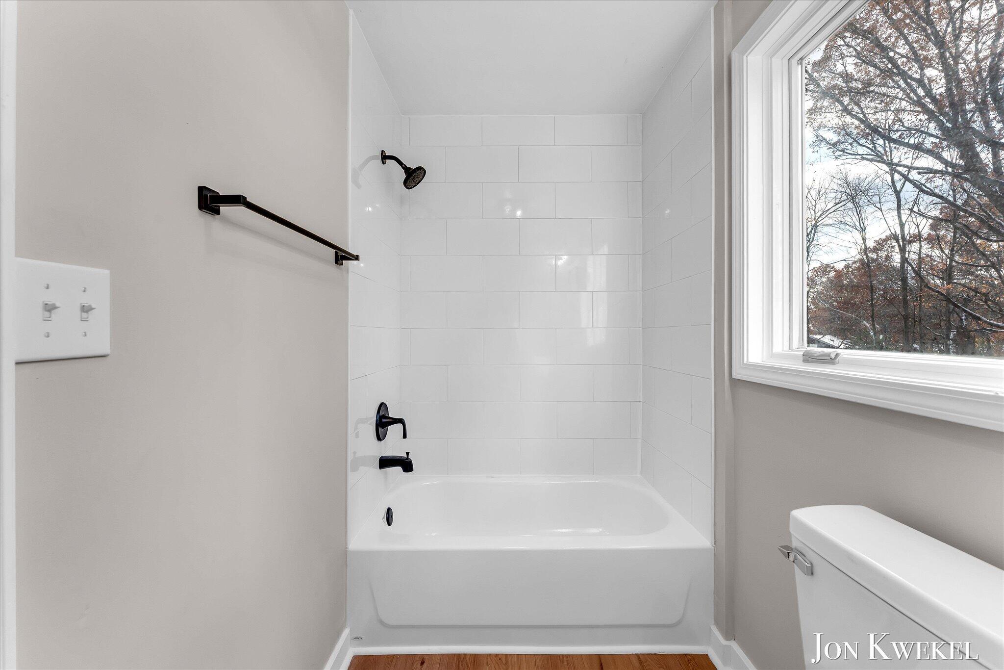 2687 Dunnigan Avenue NE Grand Rapids MI 49525