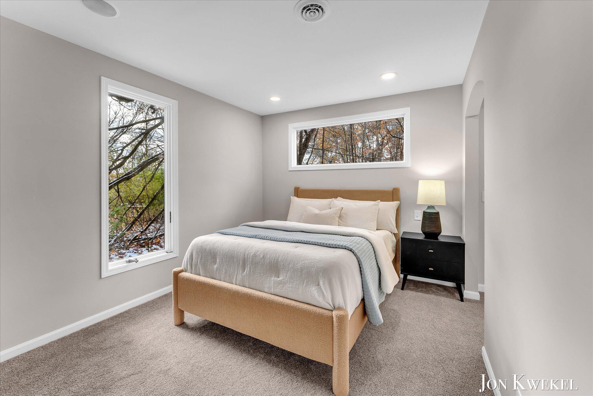 2687 Dunnigan Avenue NE Grand Rapids MI 49525