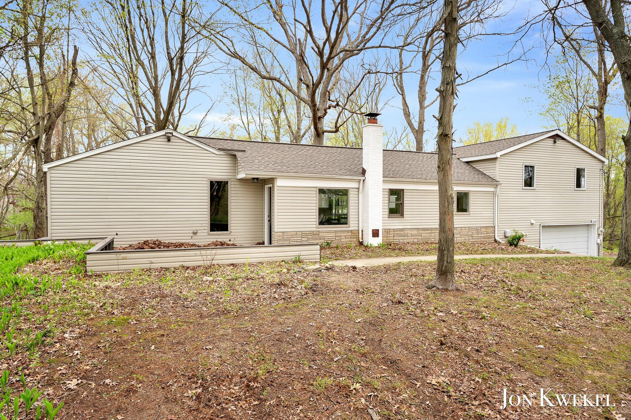 2687 Dunnigan Avenue NE Grand Rapids MI 49525