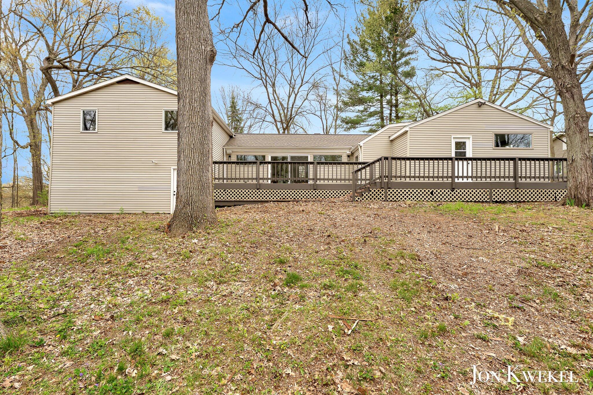 2687 Dunnigan Avenue NE Grand Rapids MI 49525