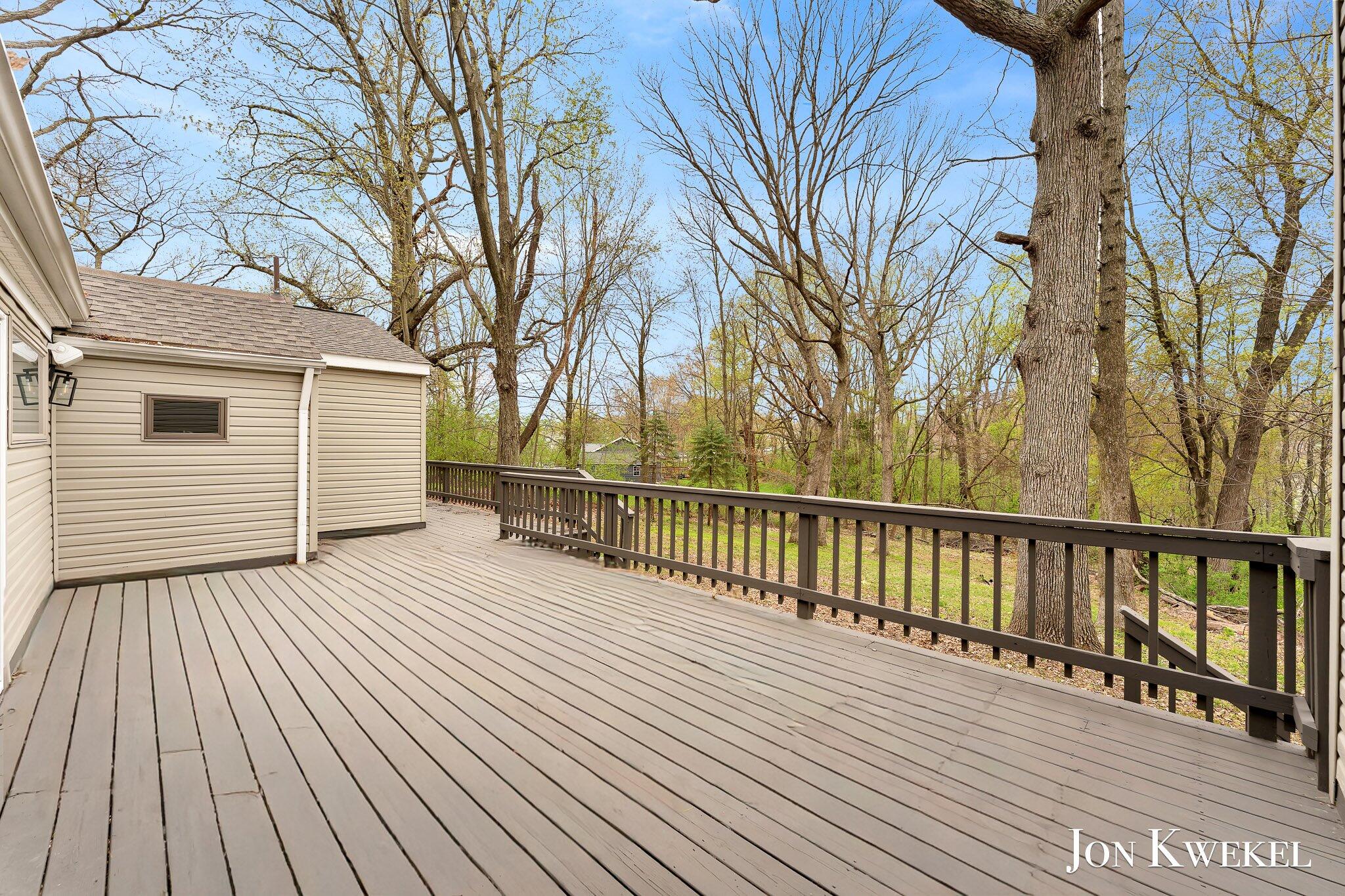 2687 Dunnigan Avenue NE Grand Rapids MI 49525