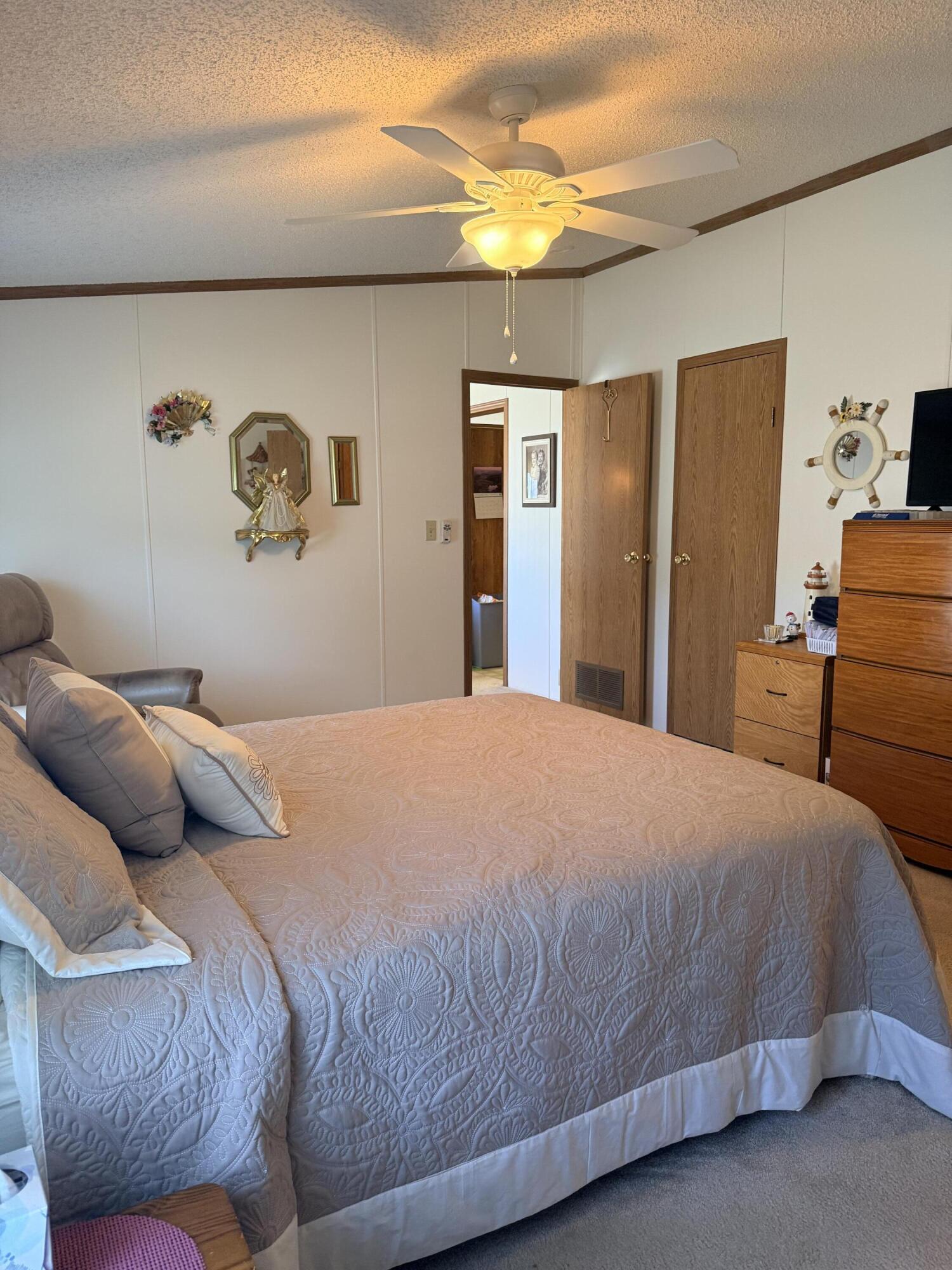 1990 Ironwood West Court Muskegon MI 49442