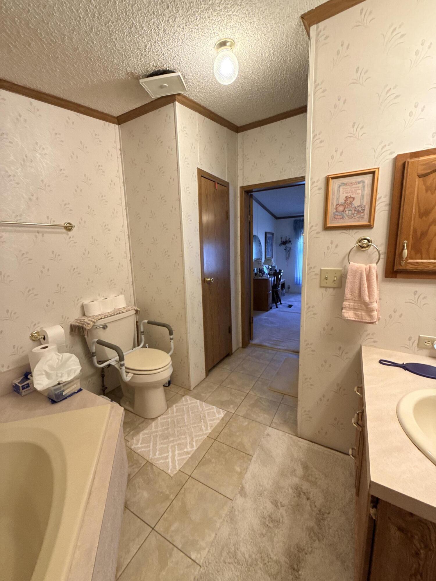 1990 Ironwood West Court Muskegon MI 49442