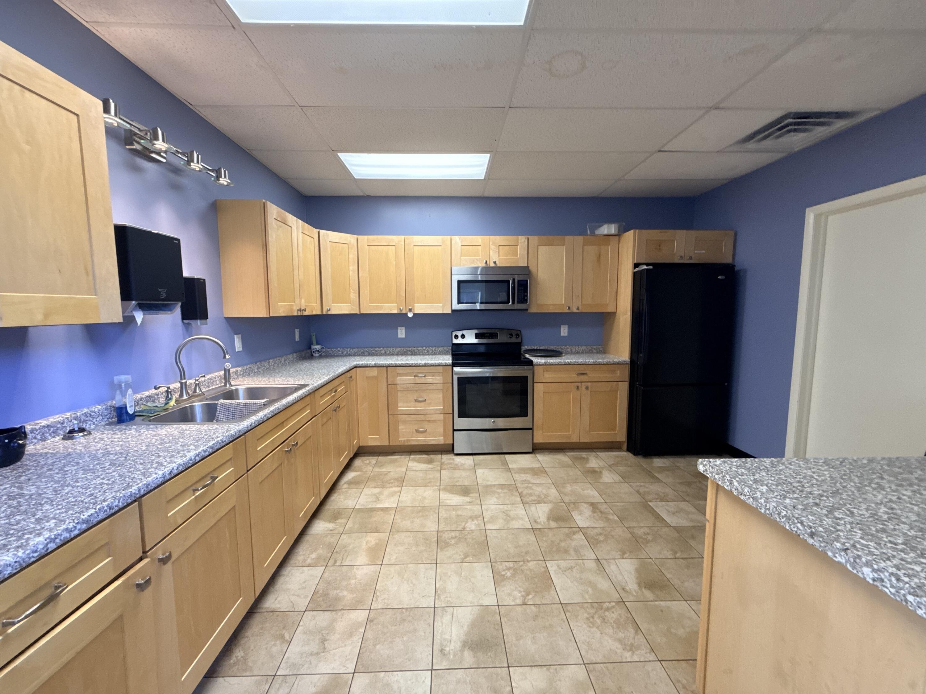 1990 Ironwood West Court Muskegon MI 49442