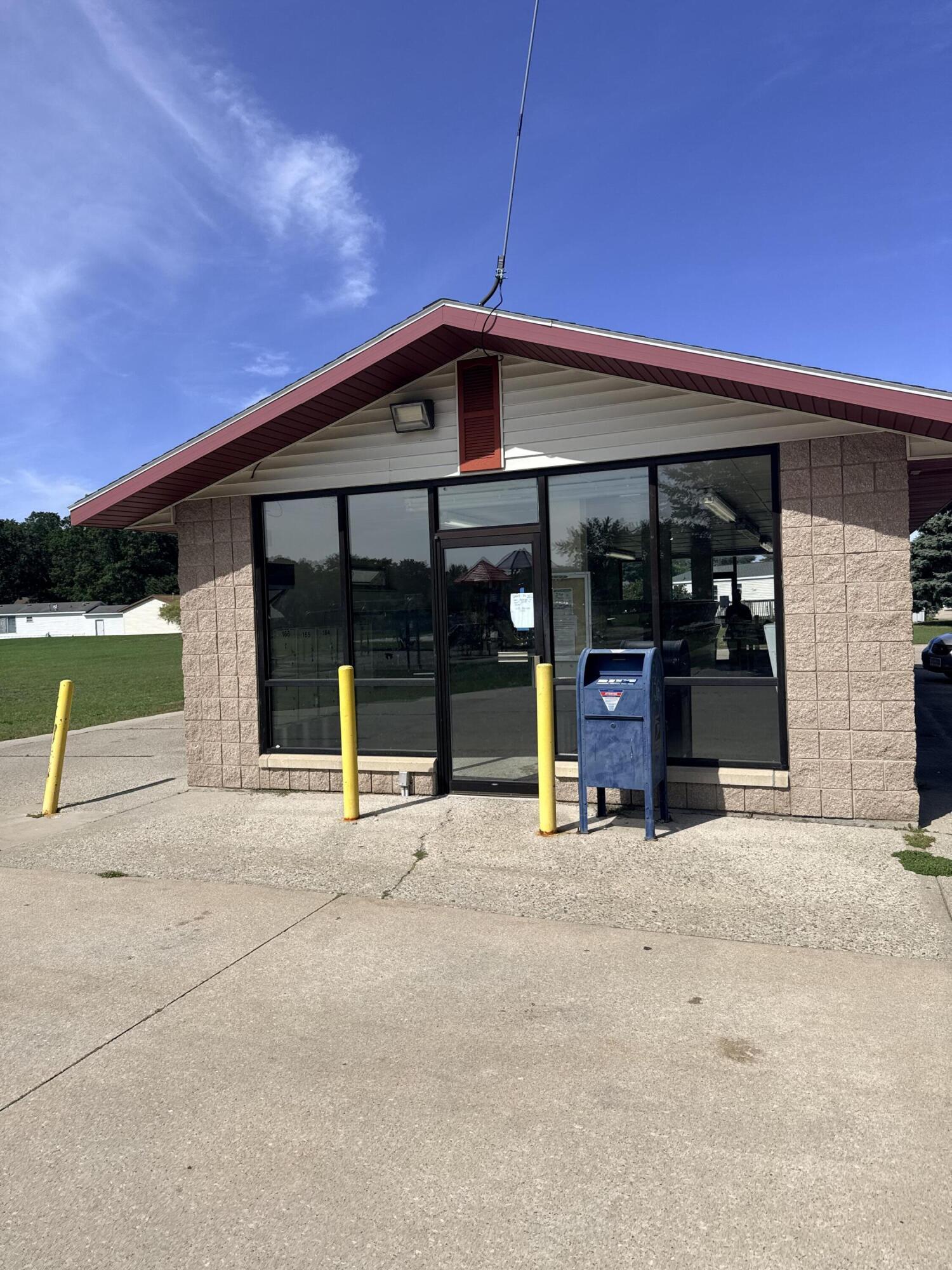 1990 Ironwood West Court Muskegon MI 49442