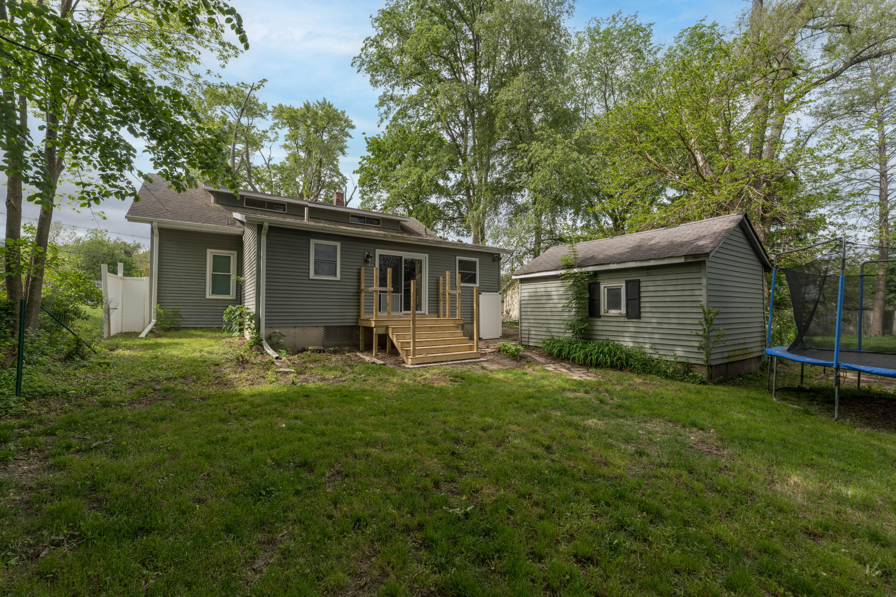 205 Parchmount Avenue Kalamazoo MI 49004