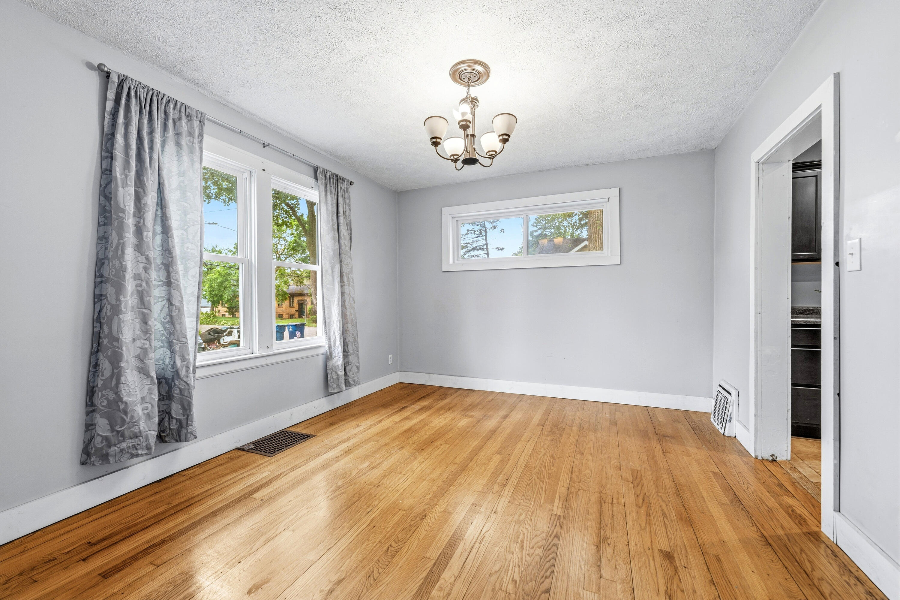205 Parchmount Avenue Kalamazoo MI 49004