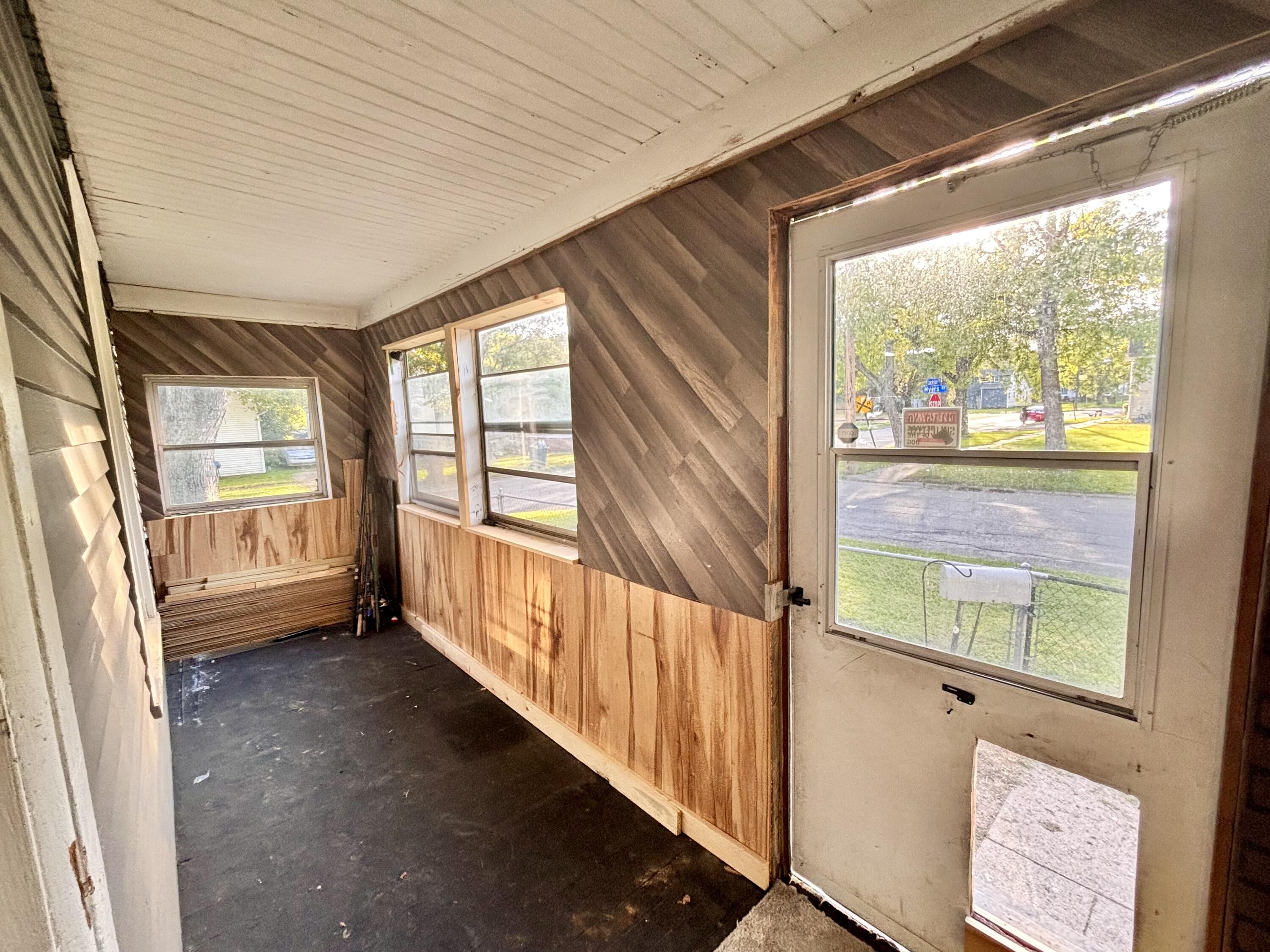 829 Myers Street Kalamazoo MI 49001